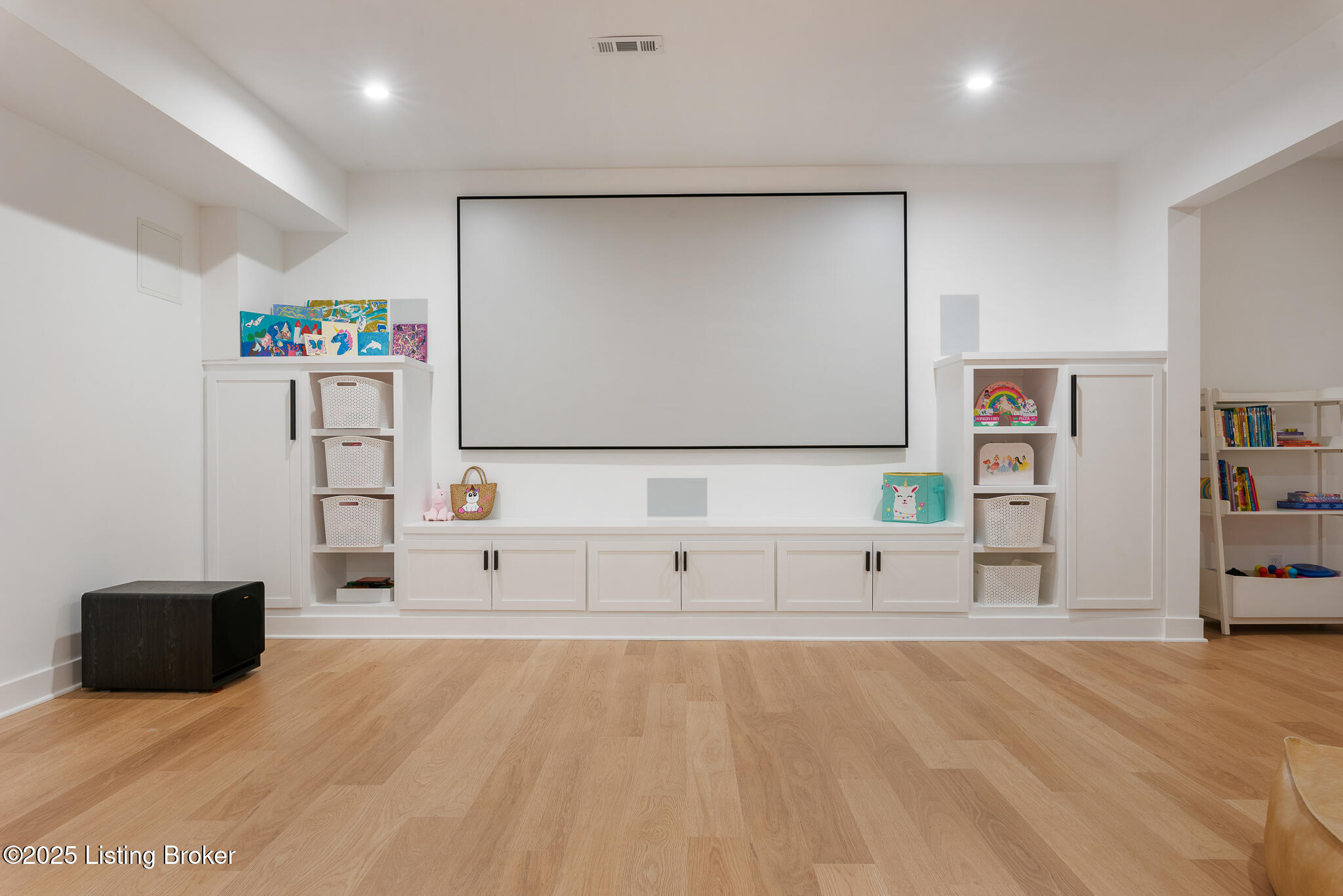 6112 St. Bernadette Ave