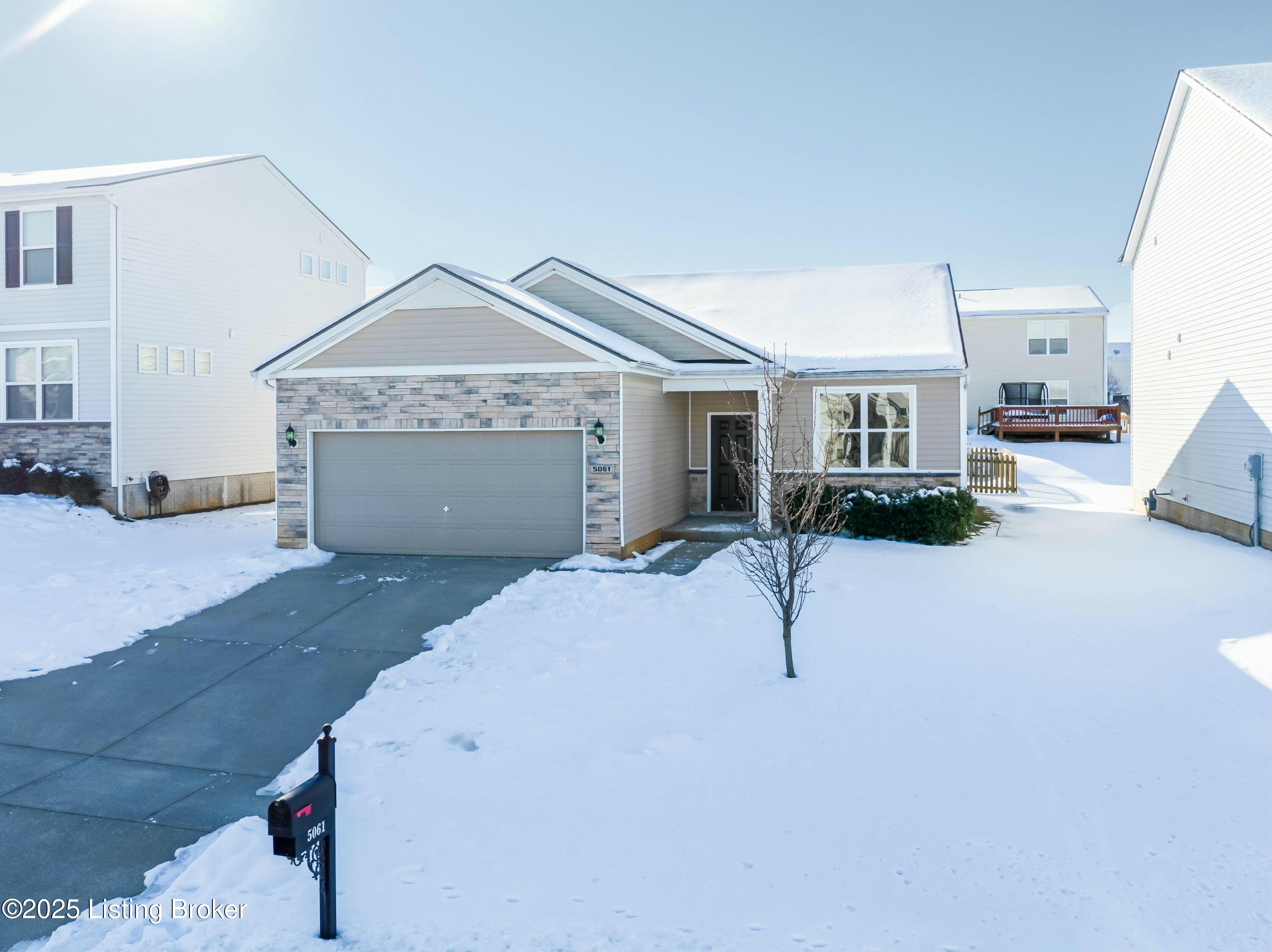 5061 Tealwood Dr