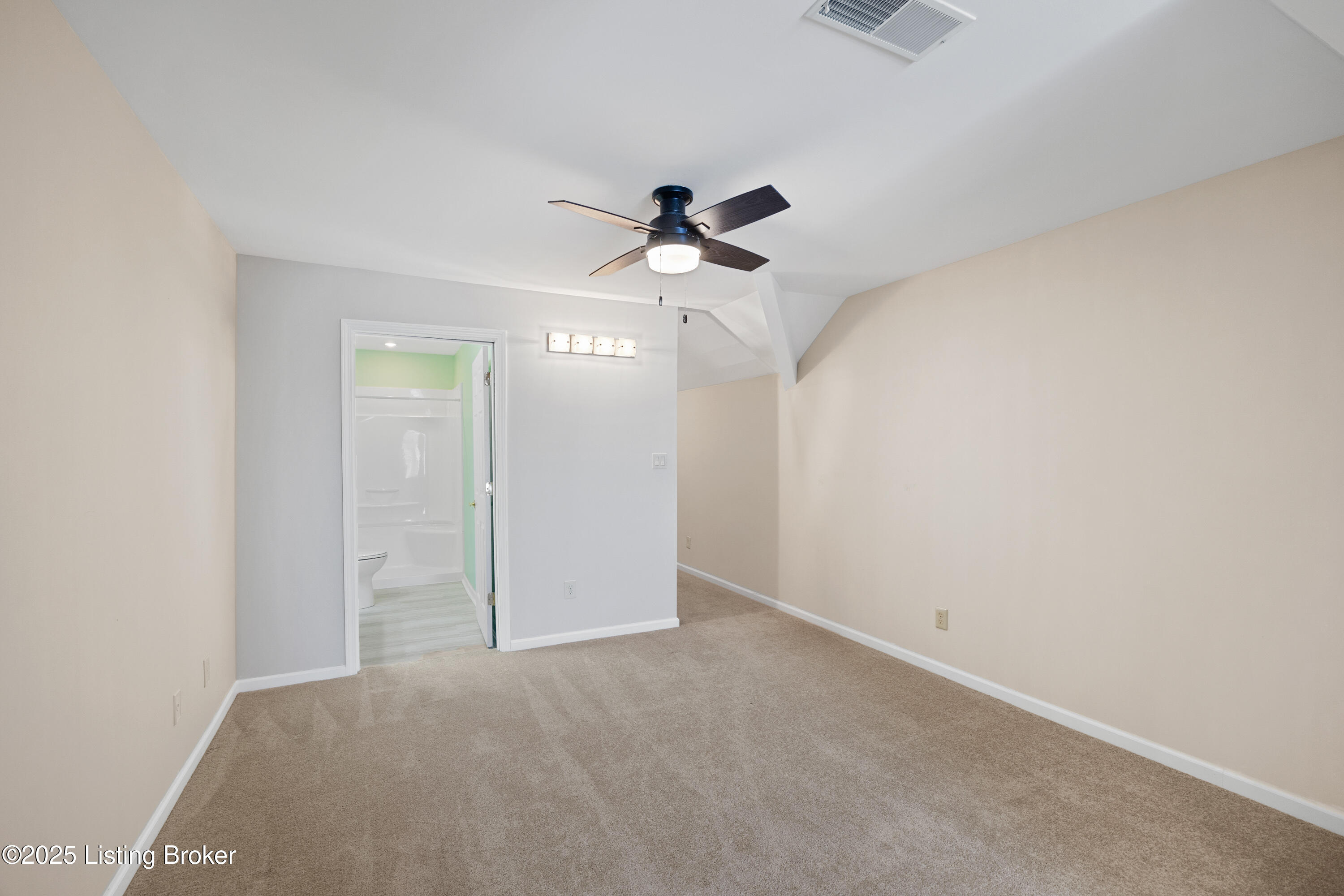 701 Eastbridge Ct