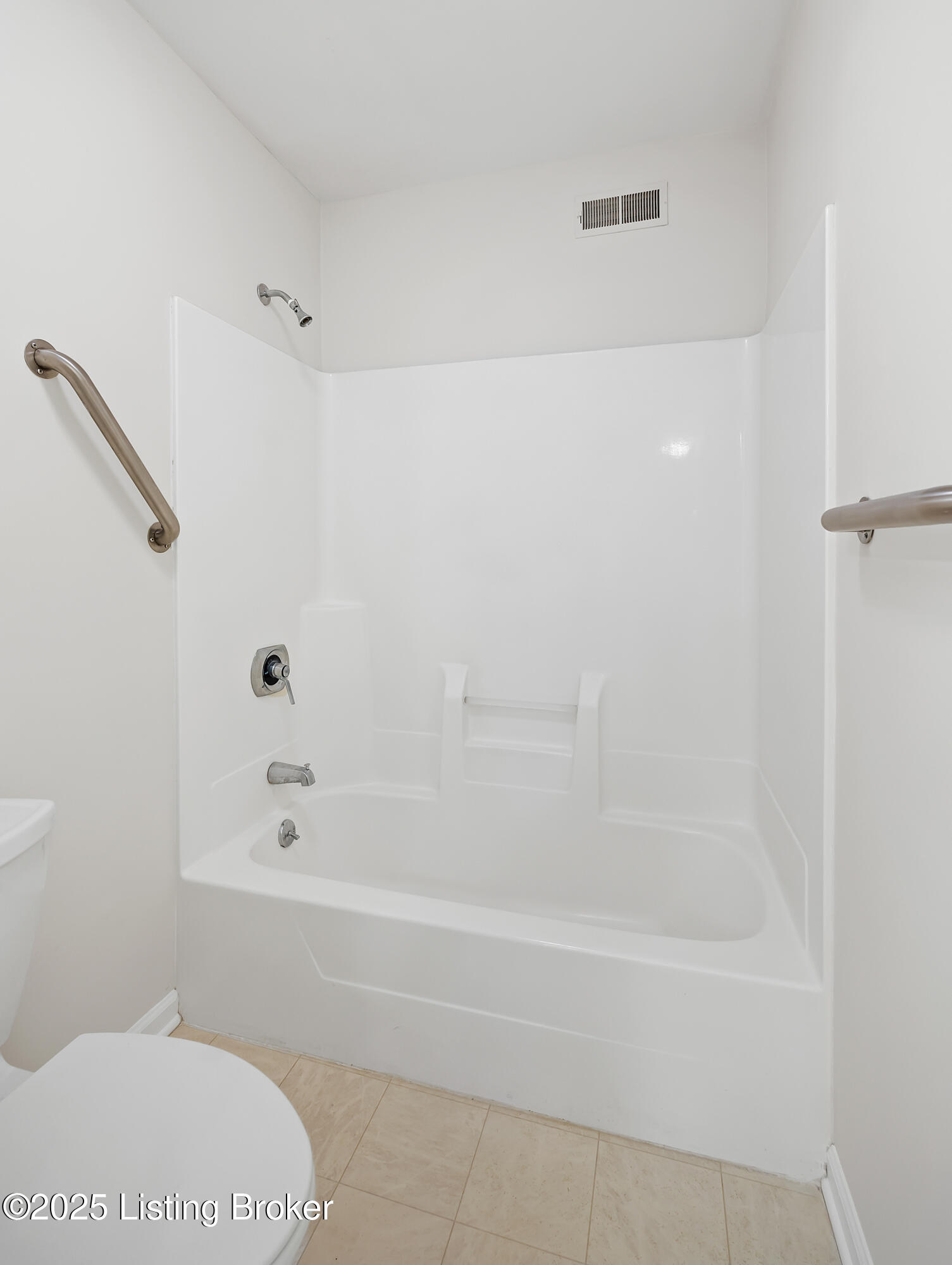 701 Eastbridge Ct