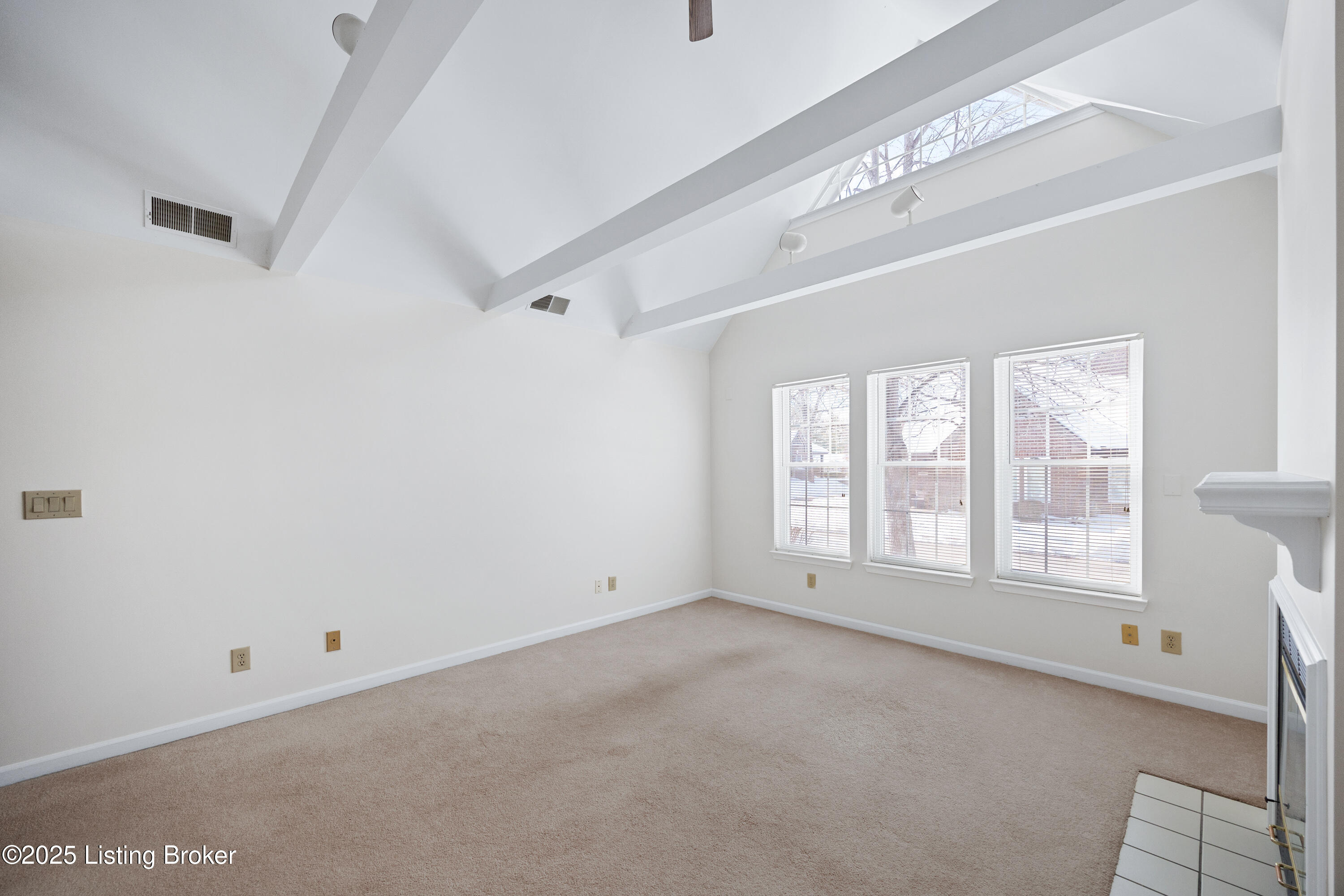701 Eastbridge Ct