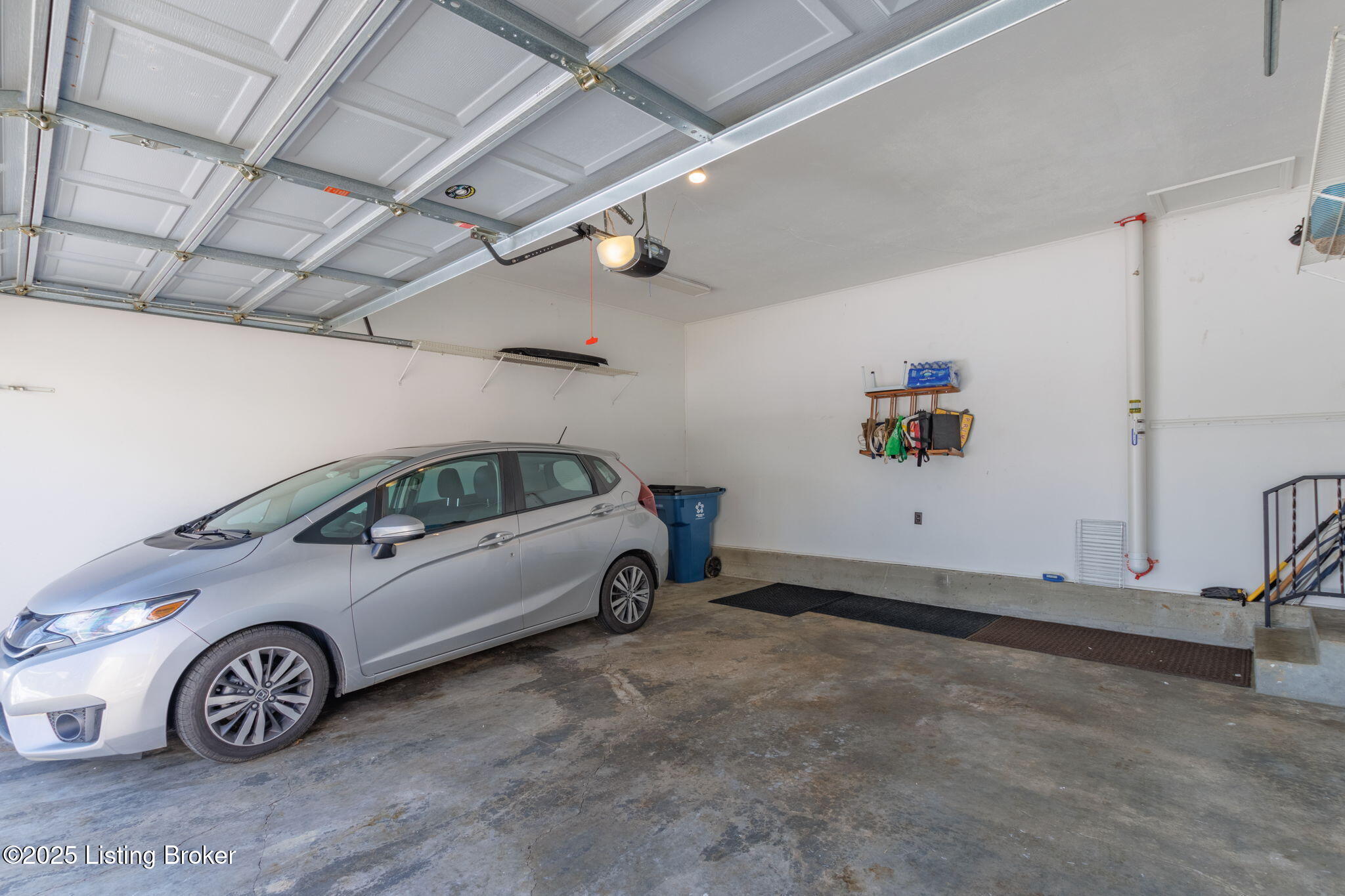 8308 Huntsman Trail