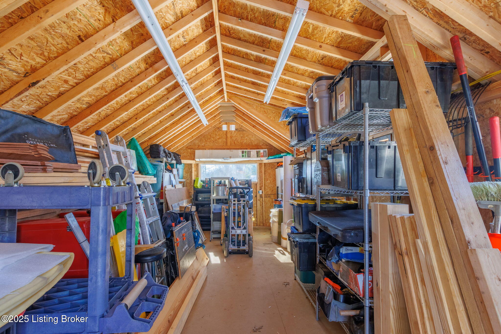 8308 Huntsman Trail