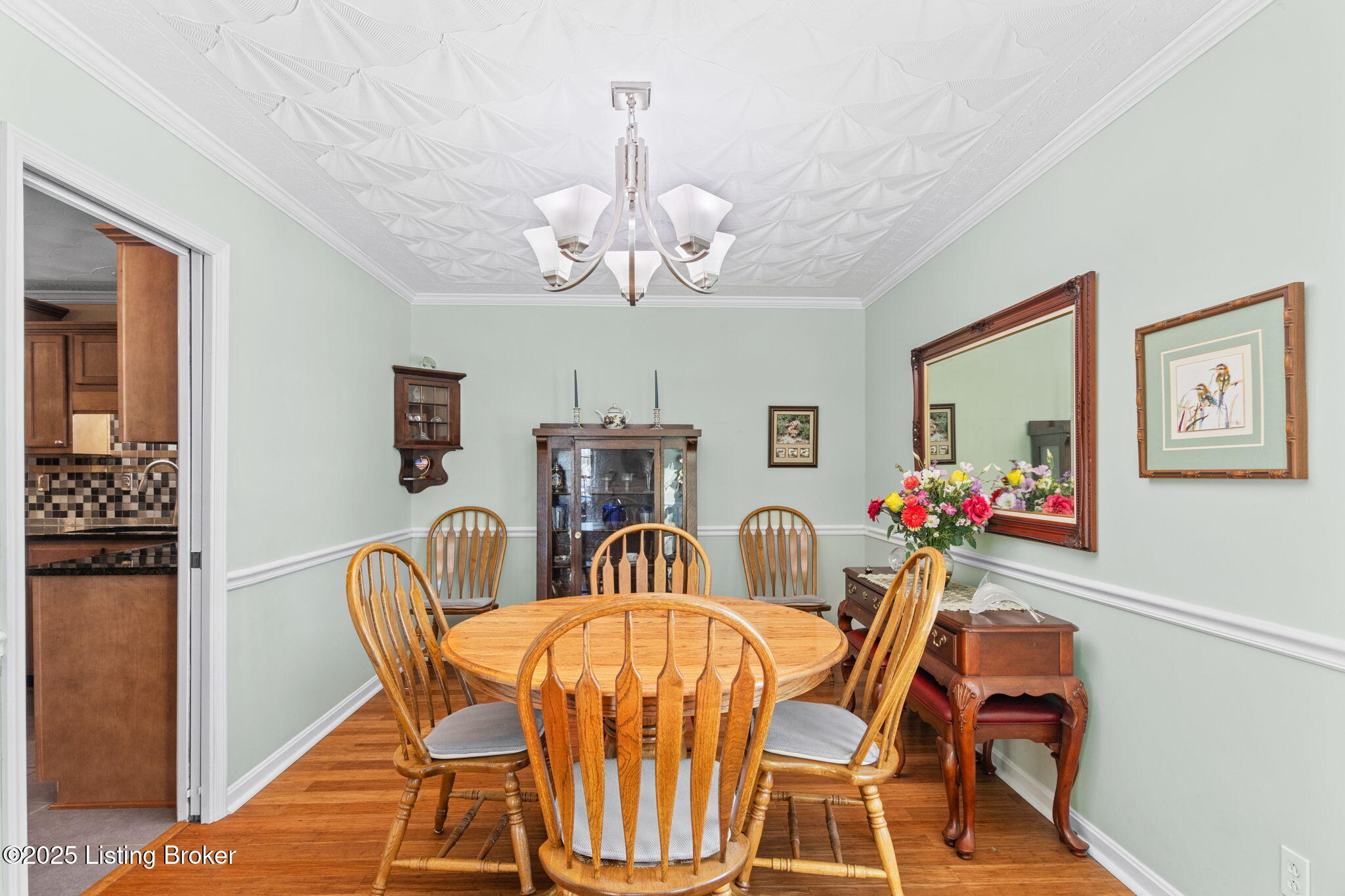 8308 Huntsman Trail
