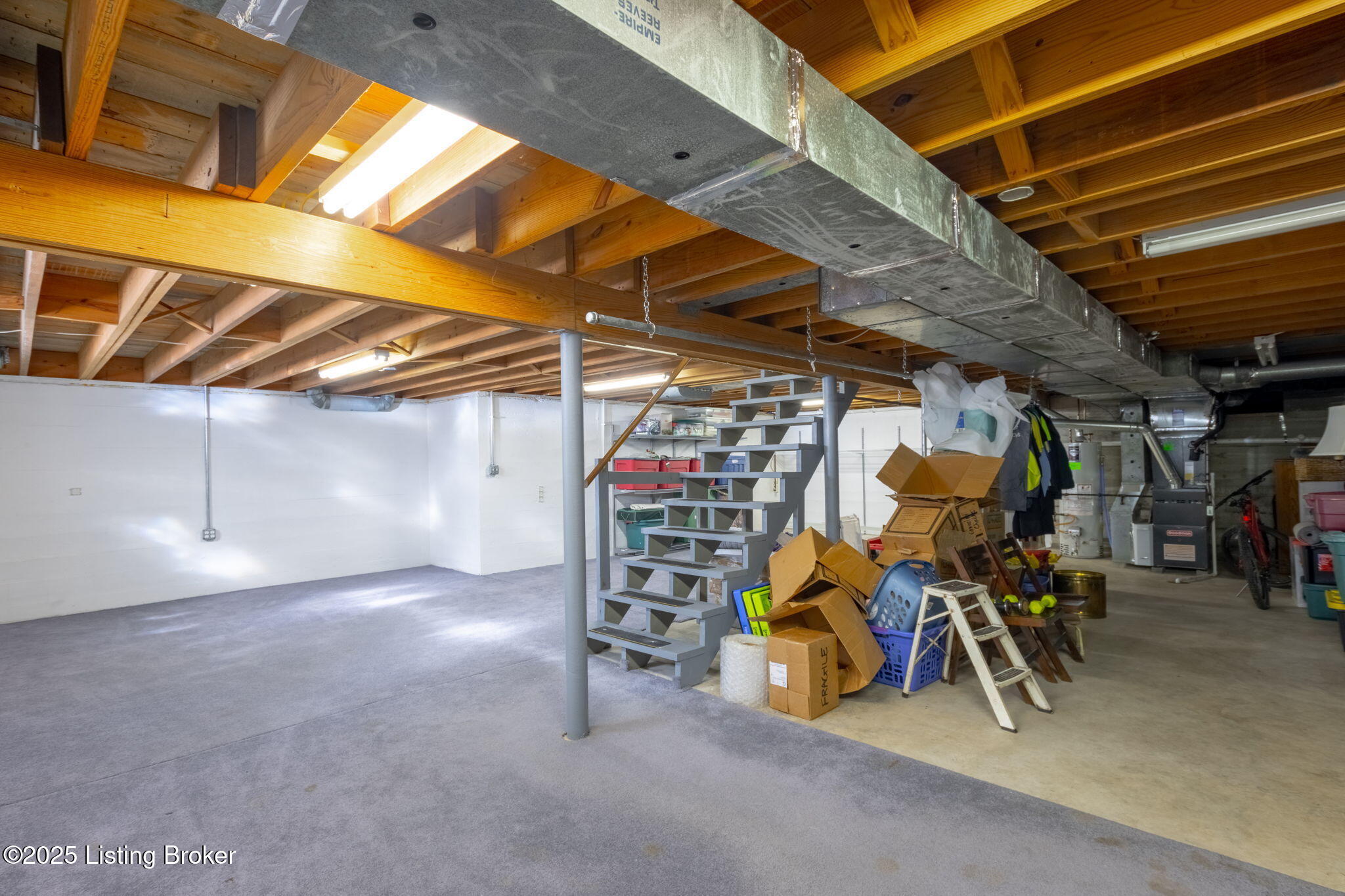 8308 Huntsman Trail