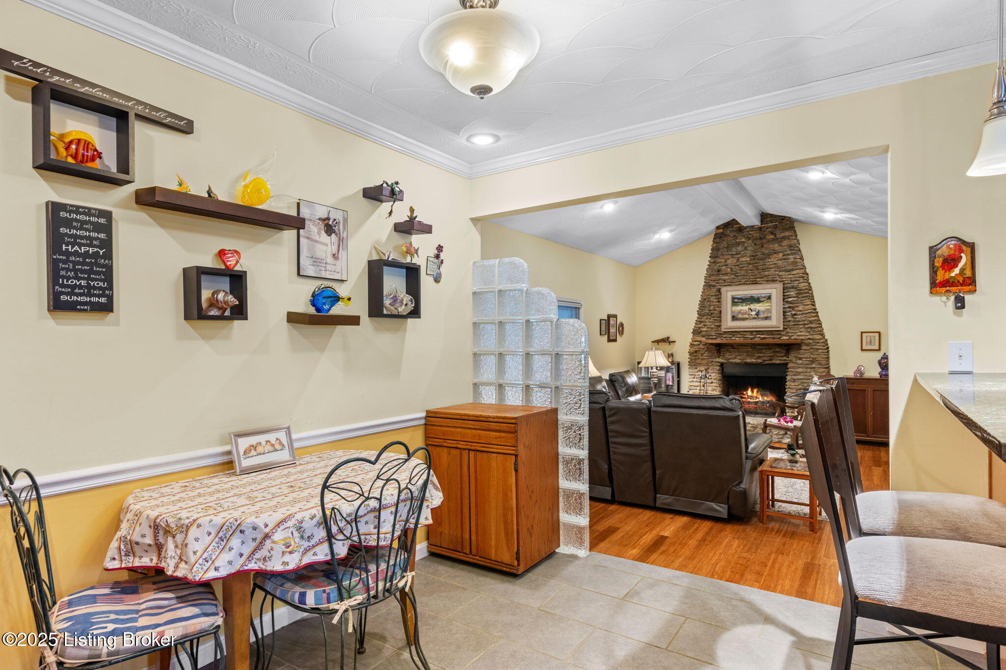 8308 Huntsman Trail