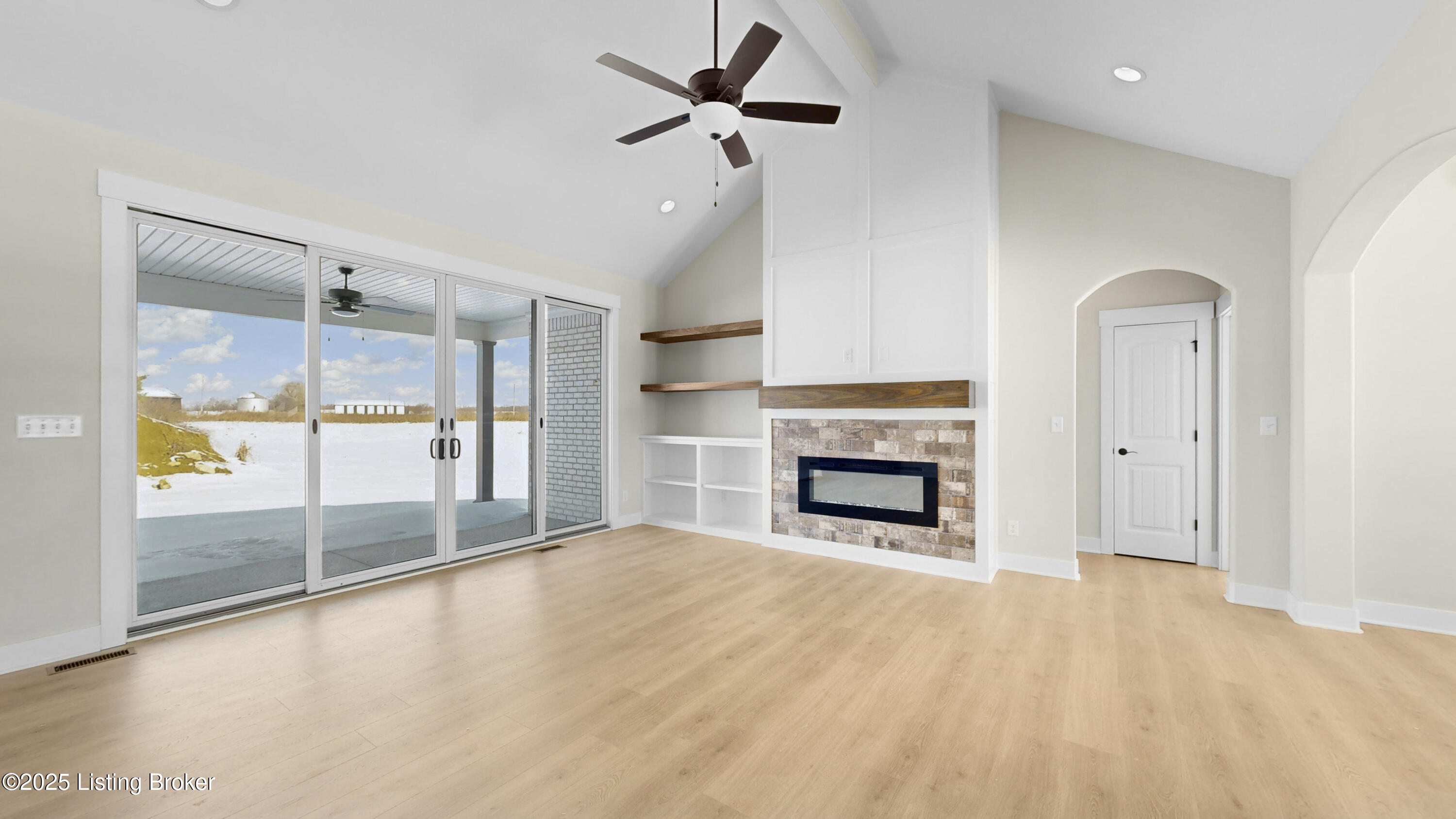 122 Dalton Dr