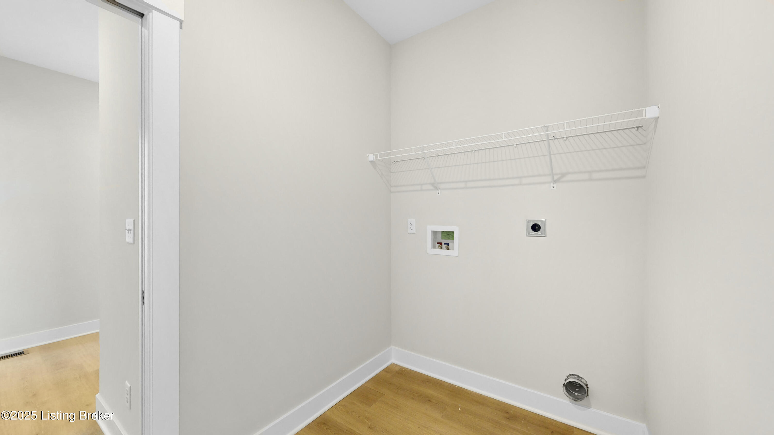 122 Dalton Dr