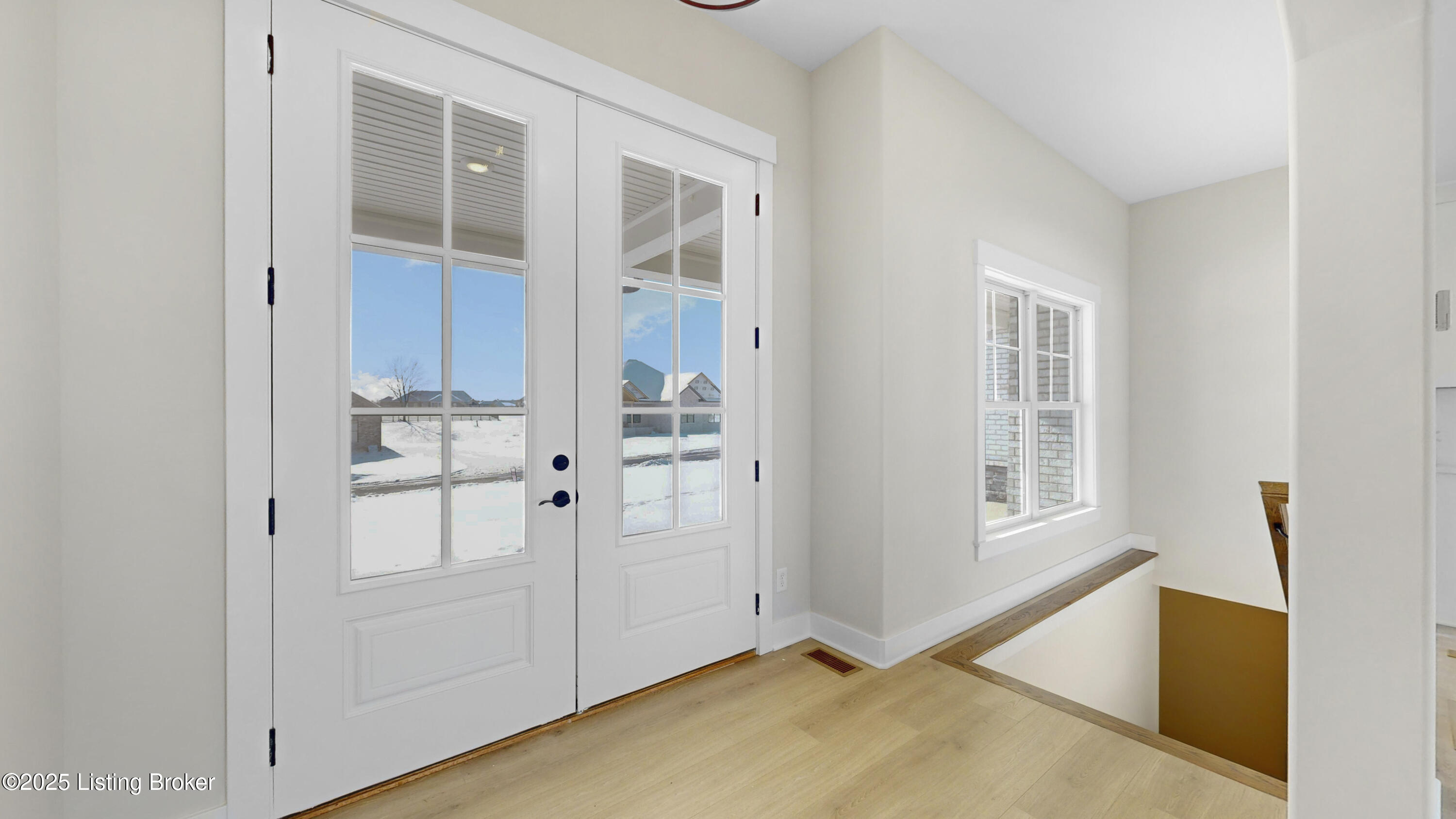 122 Dalton Dr