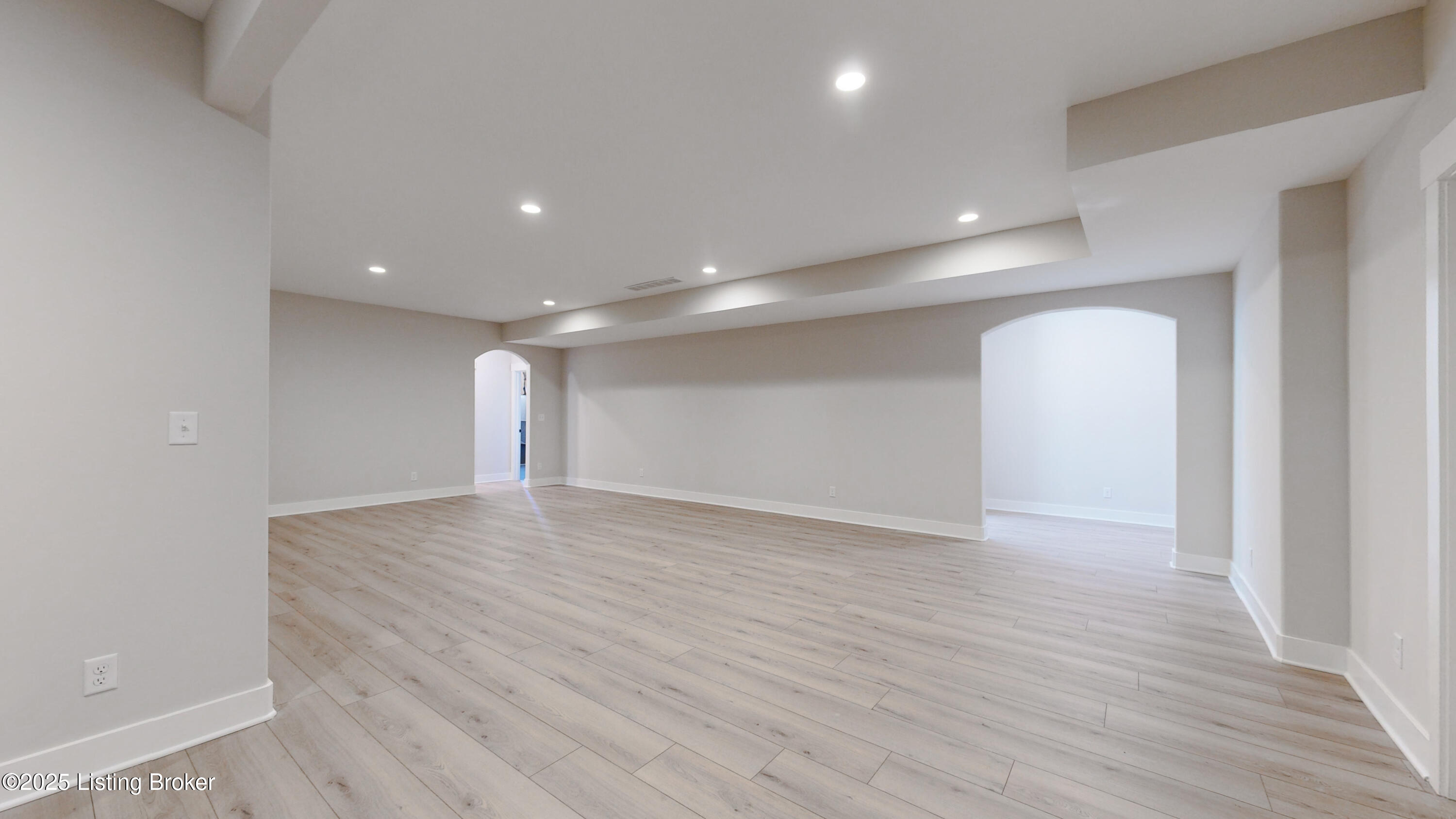 122 Dalton Dr