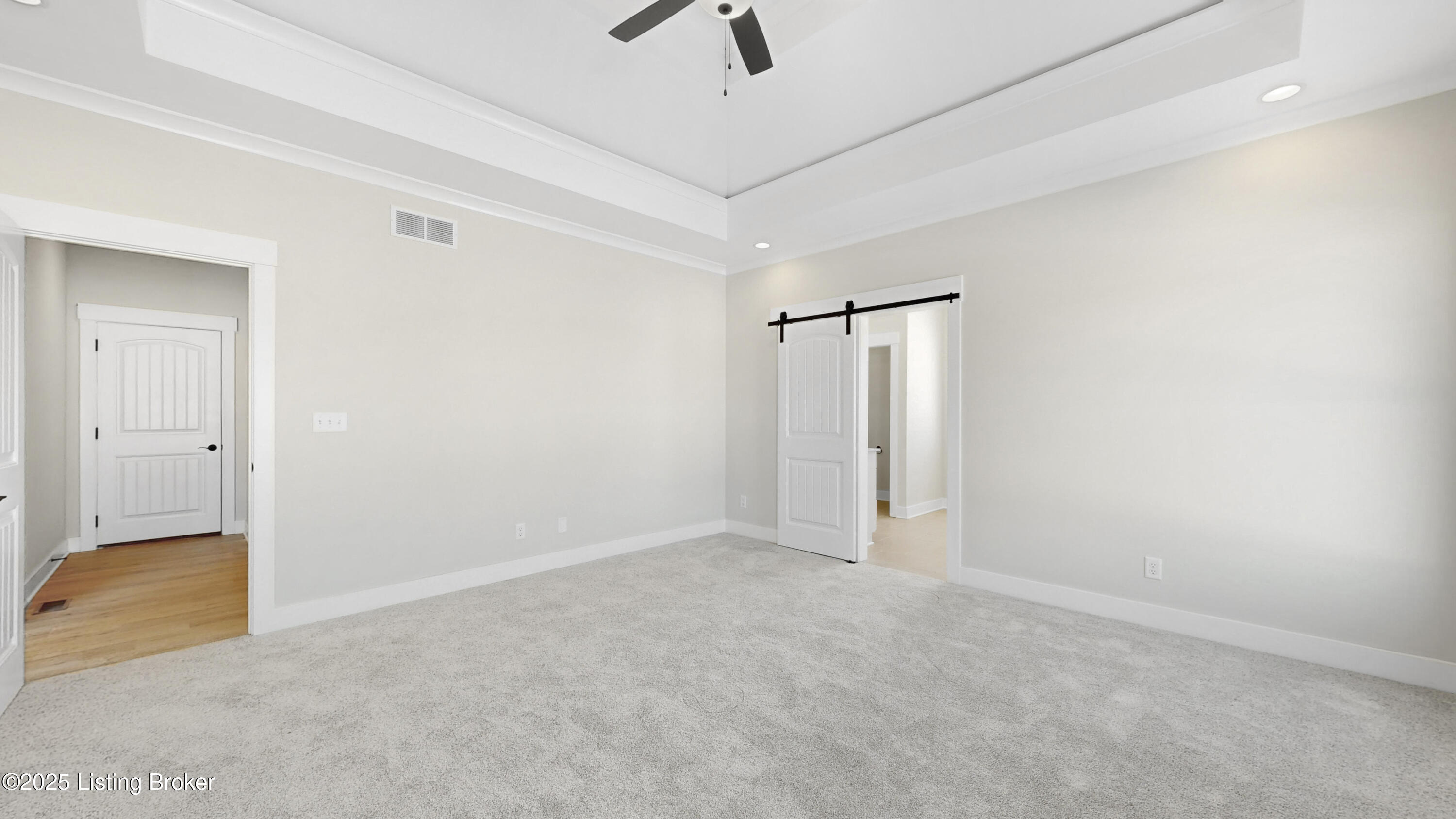 122 Dalton Dr