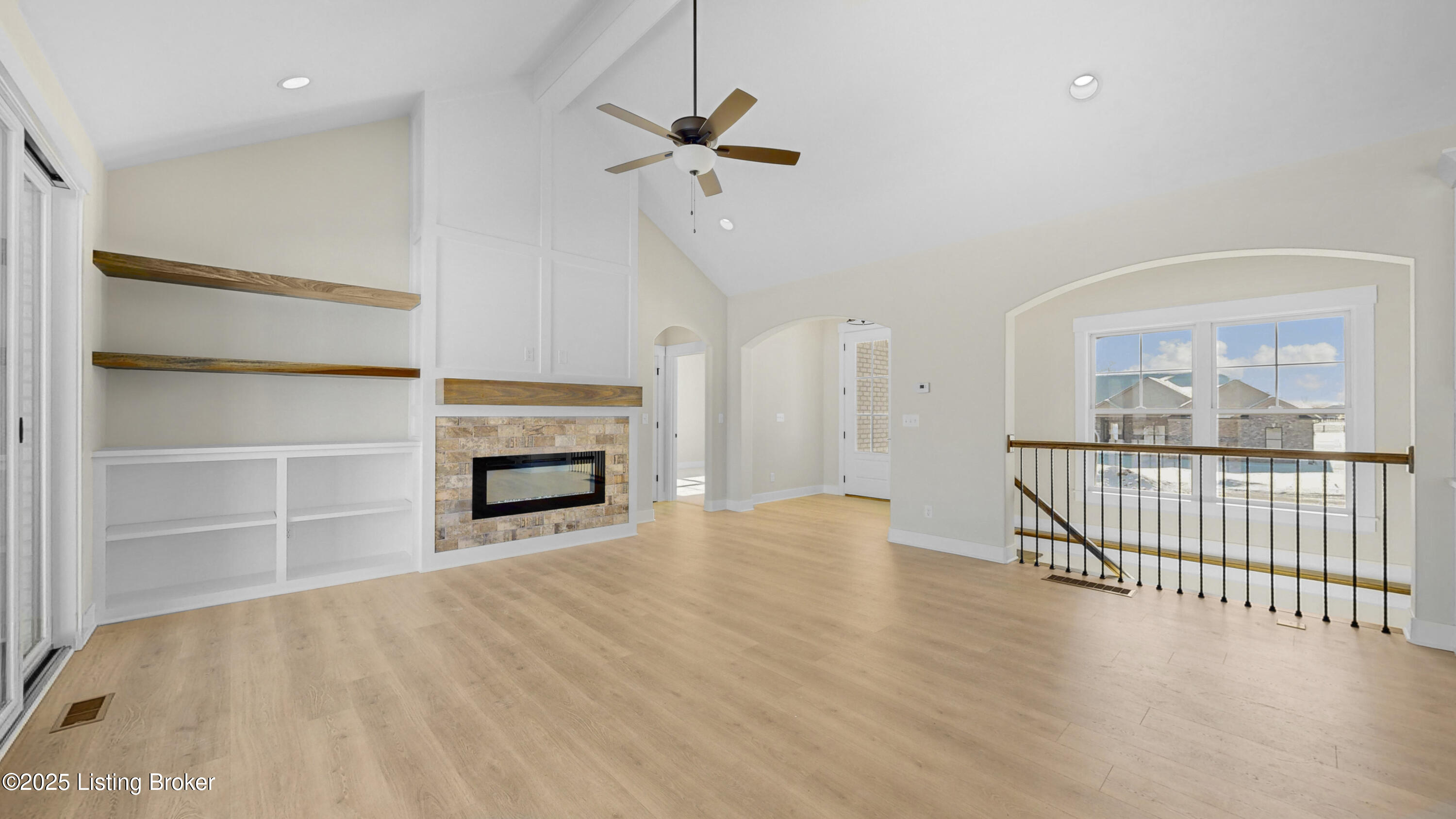 122 Dalton Dr
