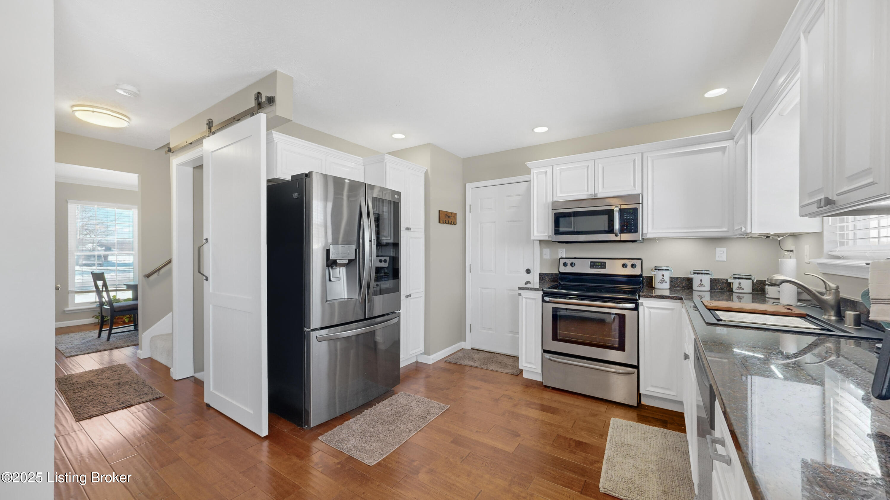 57 Springhill Ln