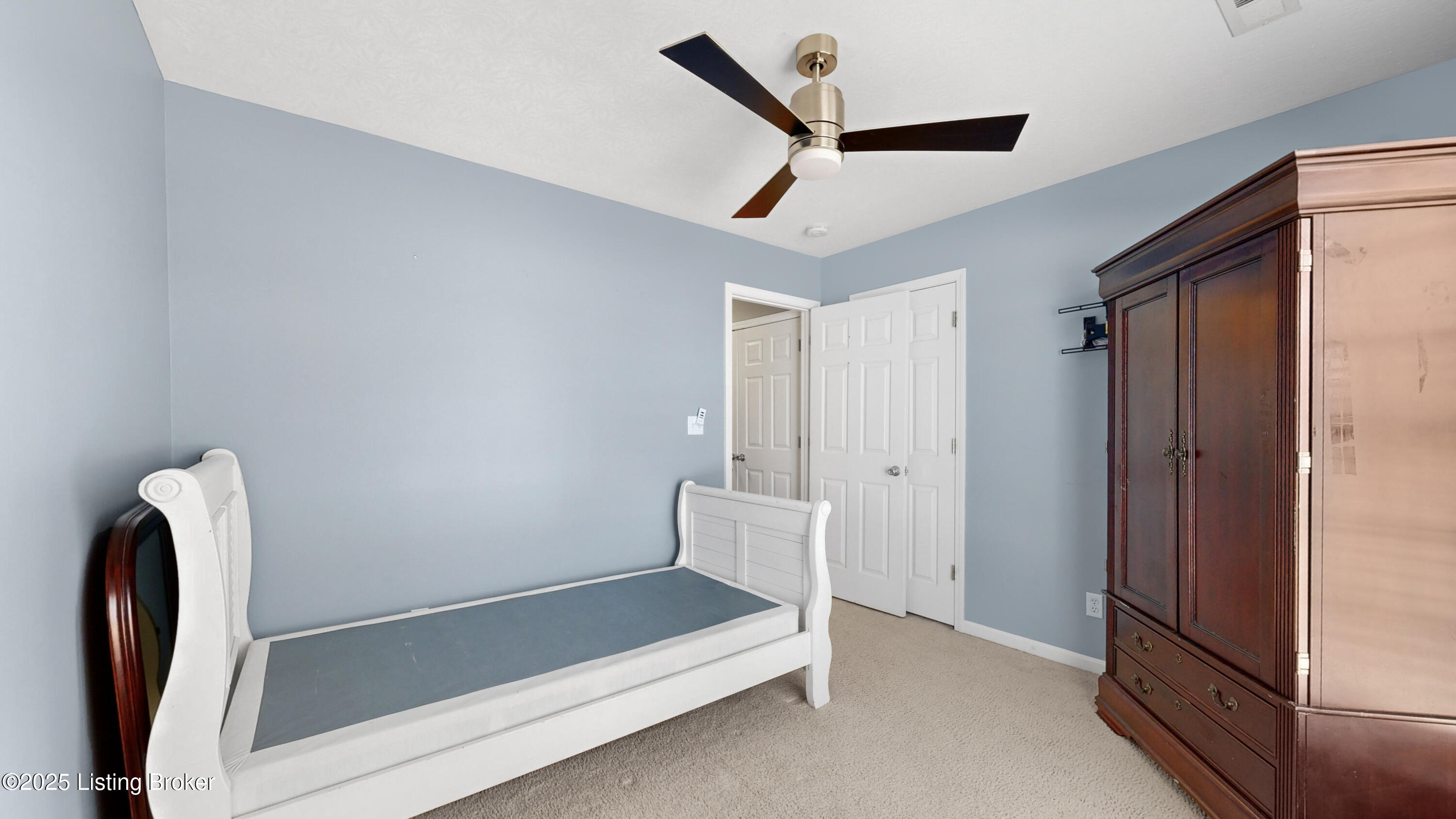57 Springhill Ln