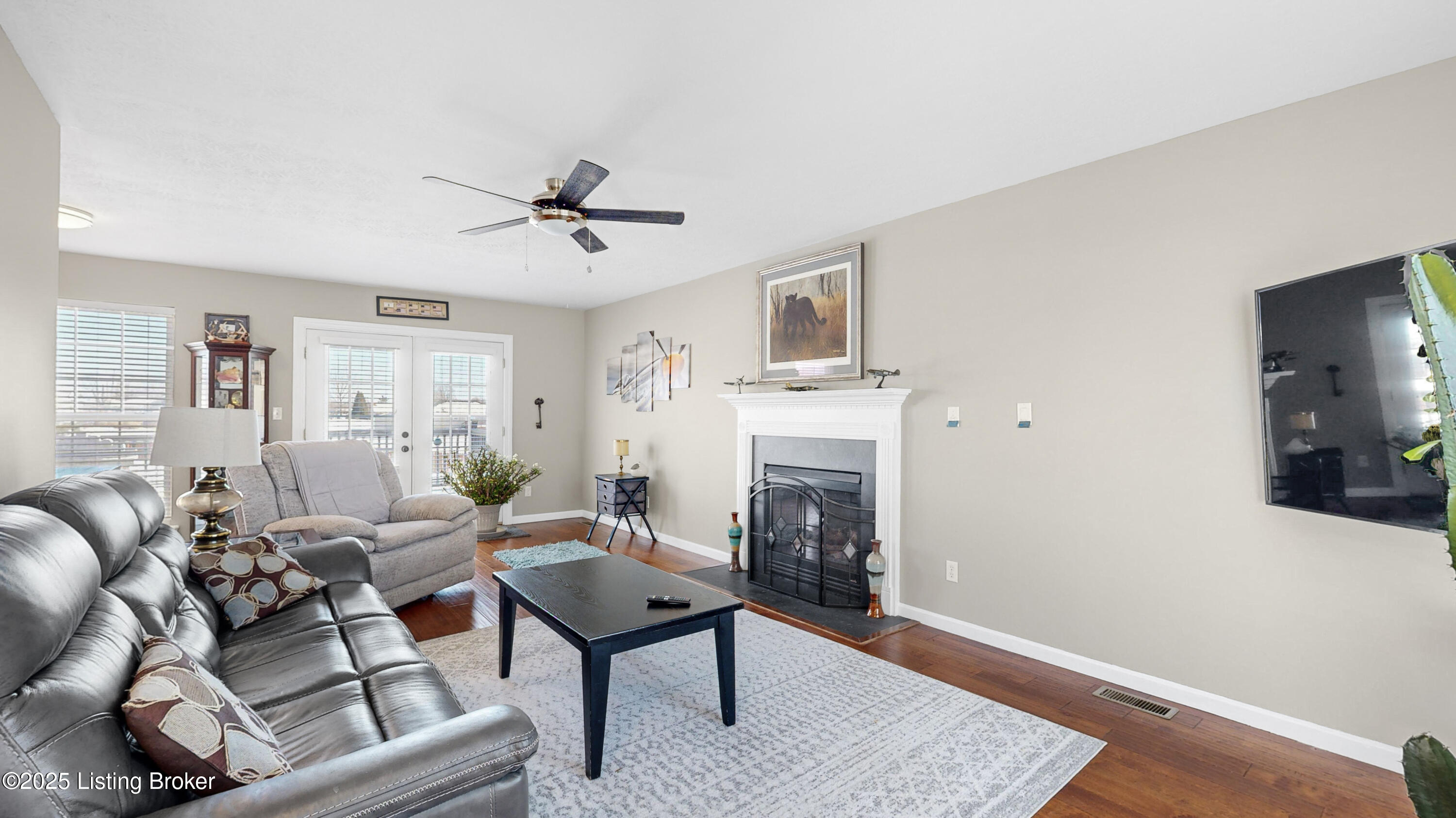 57 Springhill Ln