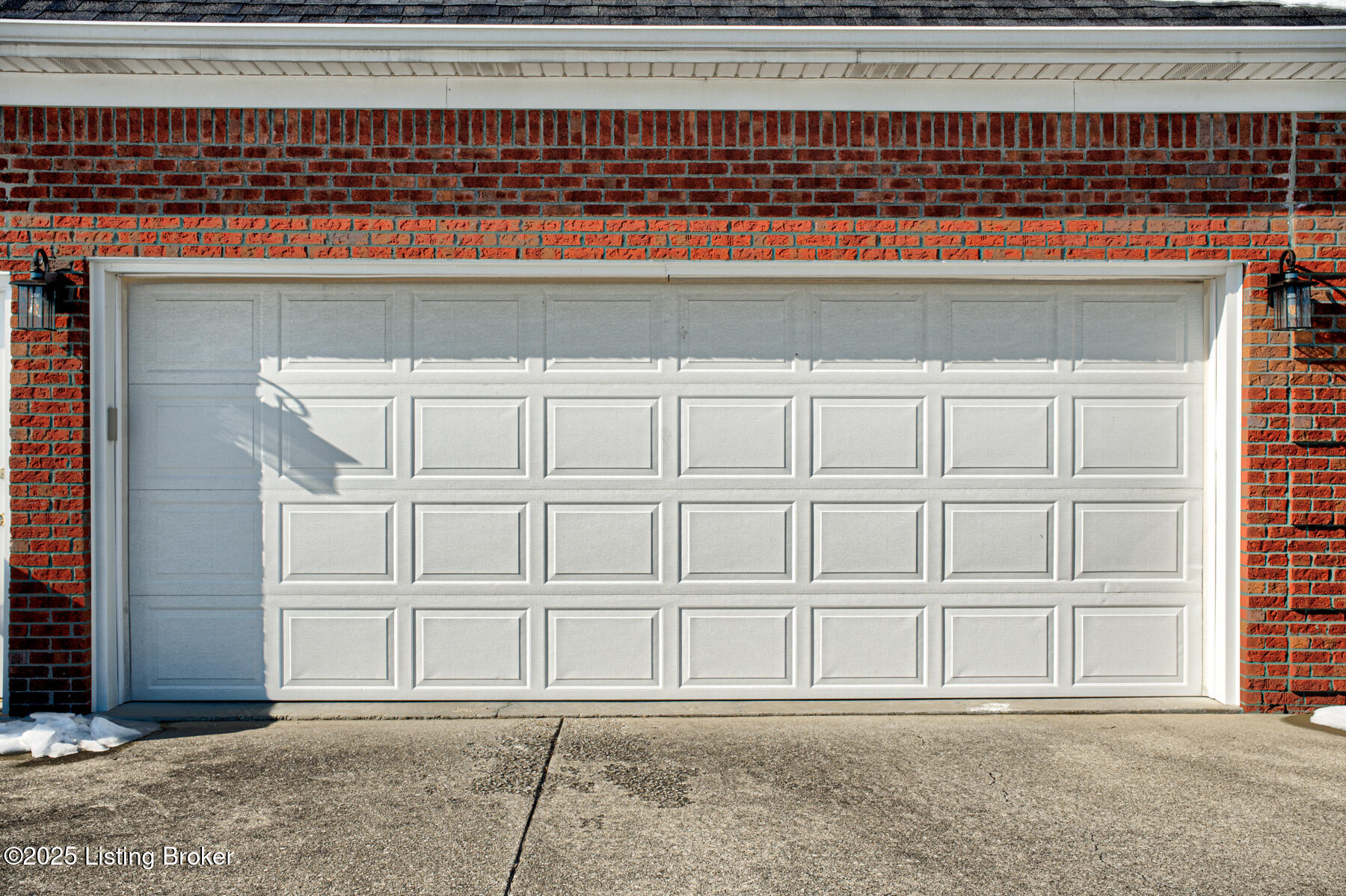 2106 Clarke Pointe Dr
