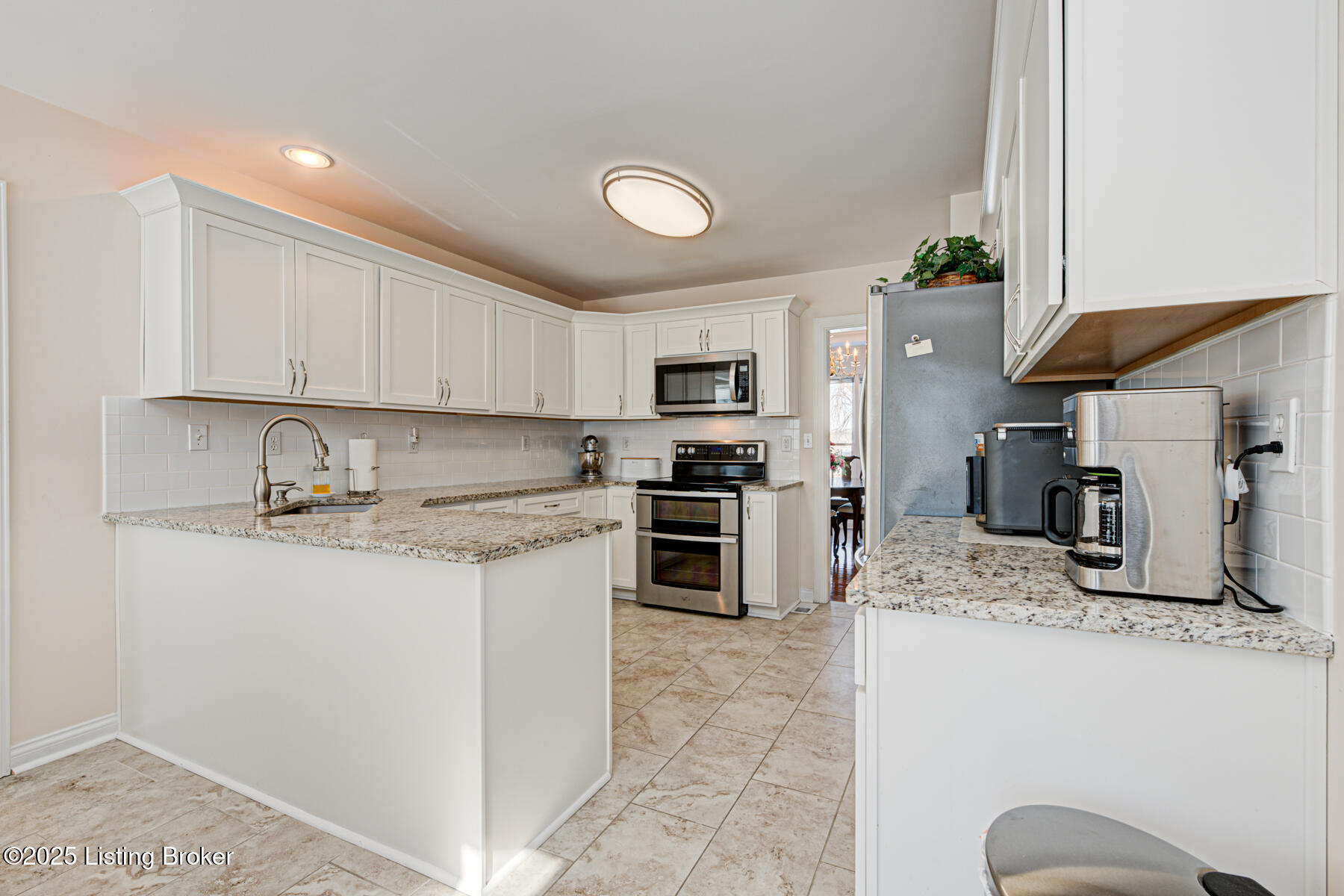 2106 Clarke Pointe Dr