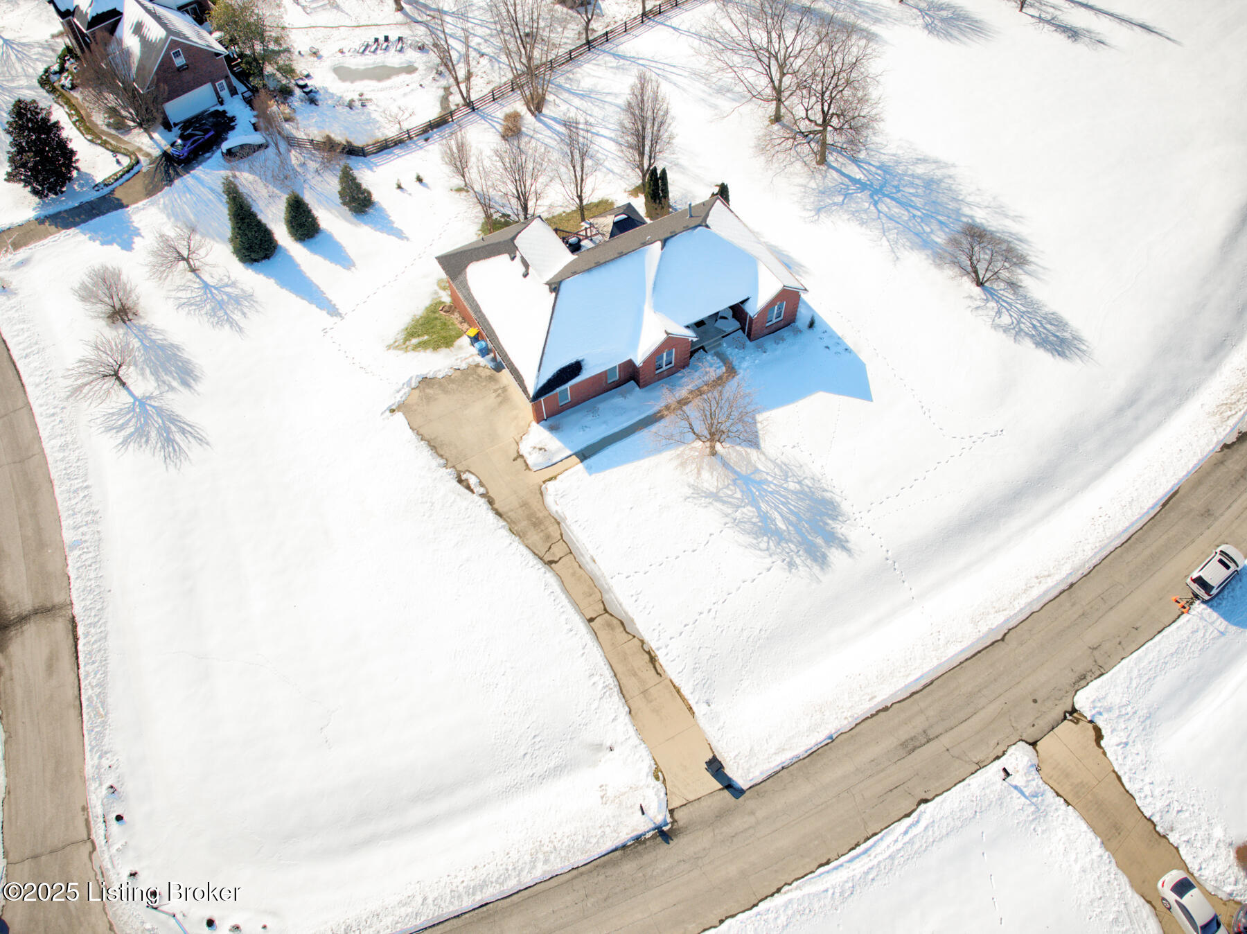2106 Clarke Pointe Dr