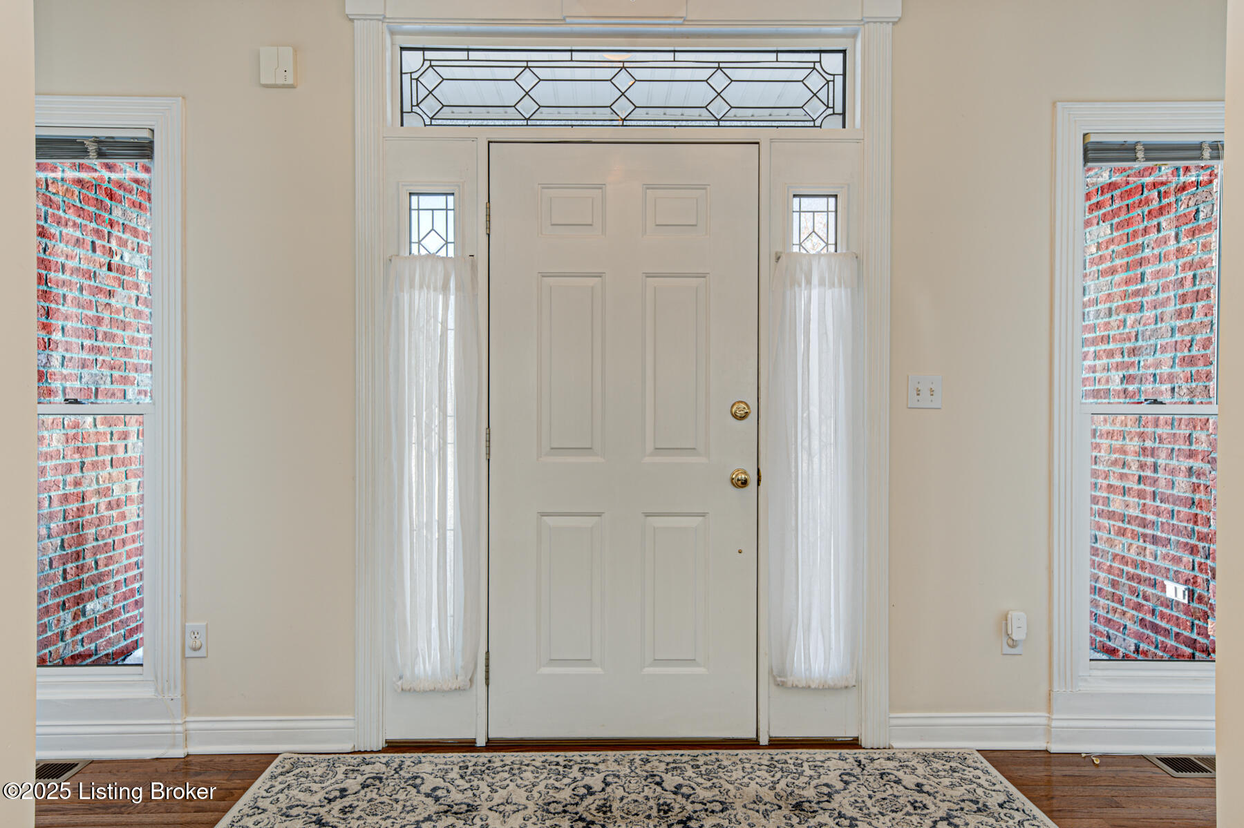 2106 Clarke Pointe Dr