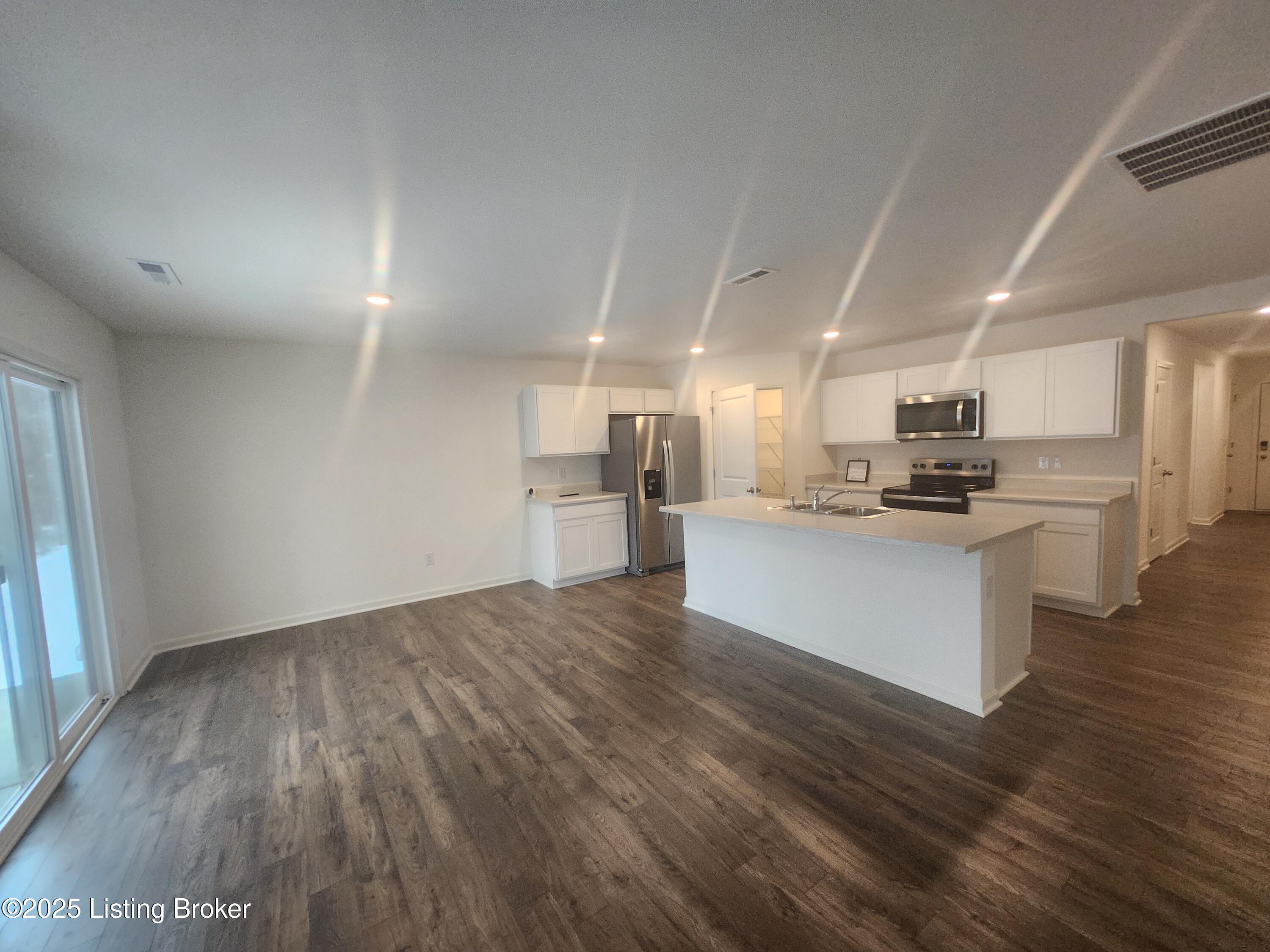 156 Coral springs Pkwy