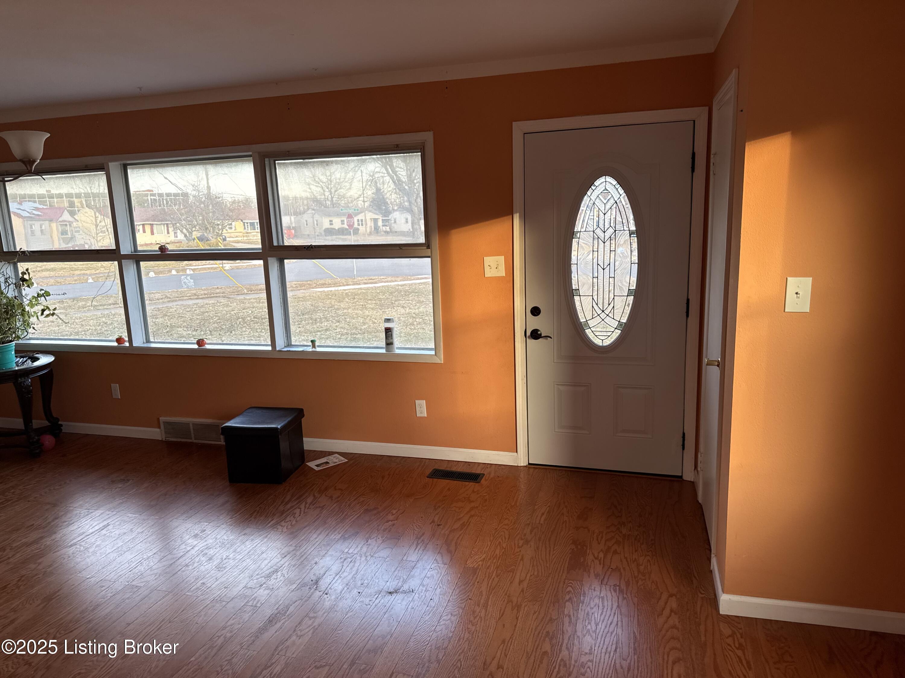 300 W Southside Ct