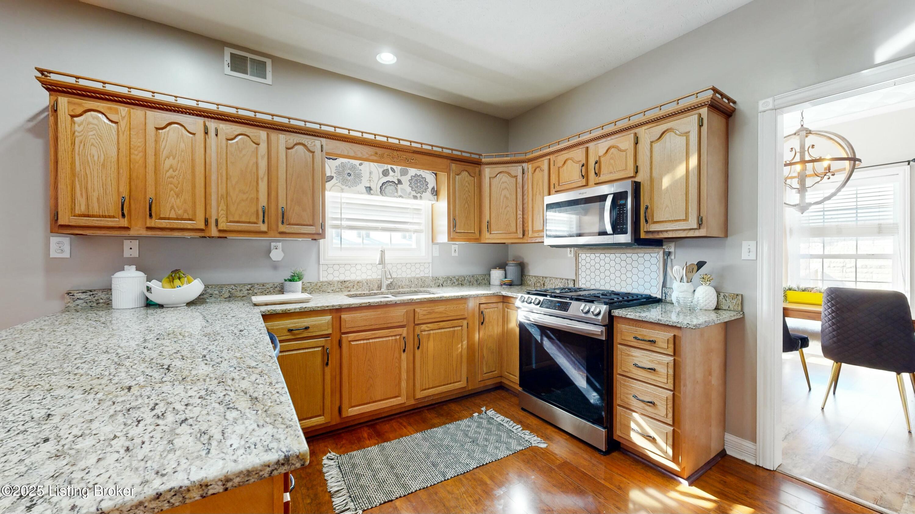 826 Palatka Rd