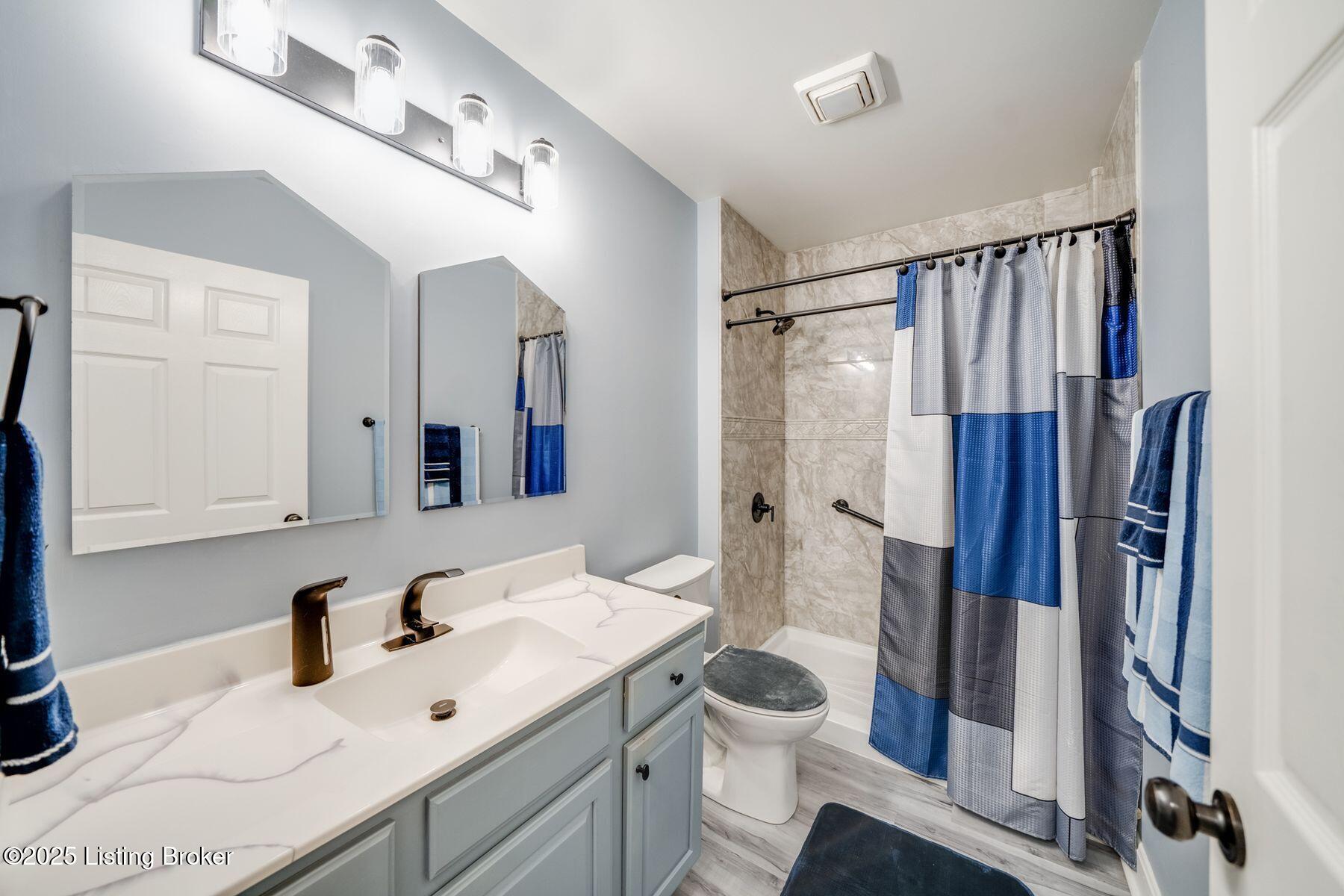 8534 Applegate Village Dr