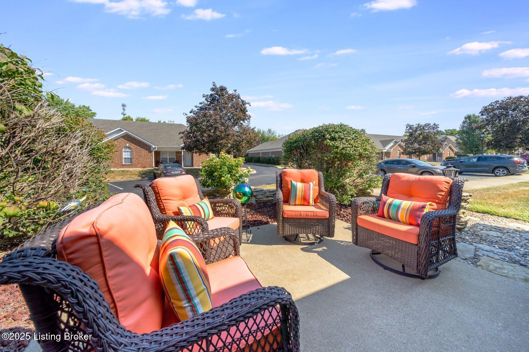 8534 Applegate Village Dr