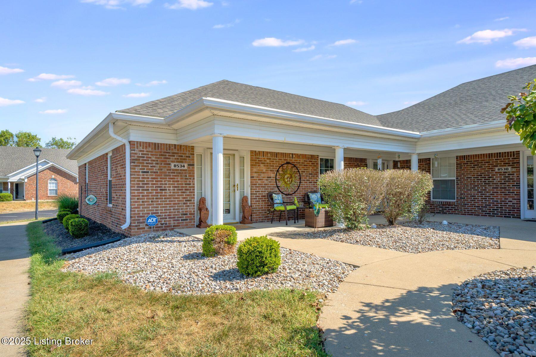 8534 Applegate Village Dr