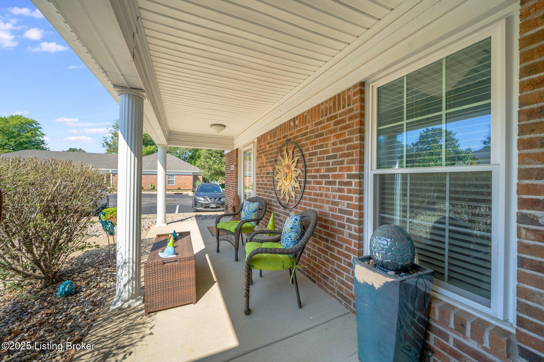 8534 Applegate Village Dr