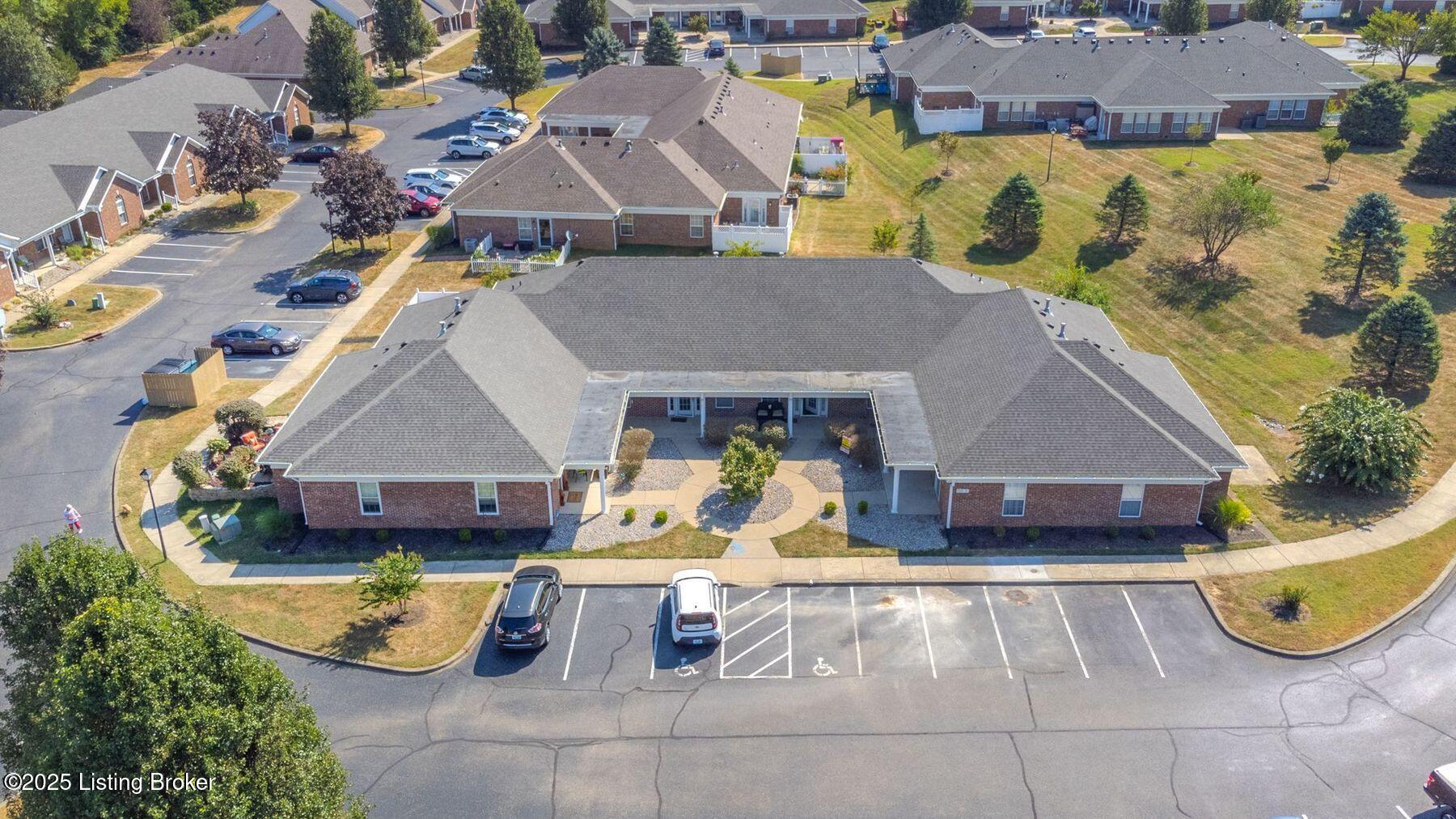 8534 Applegate Village Dr