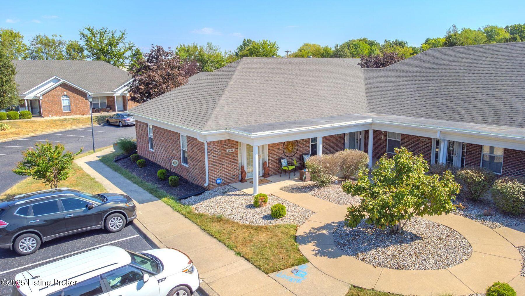 8534 Applegate Village Dr