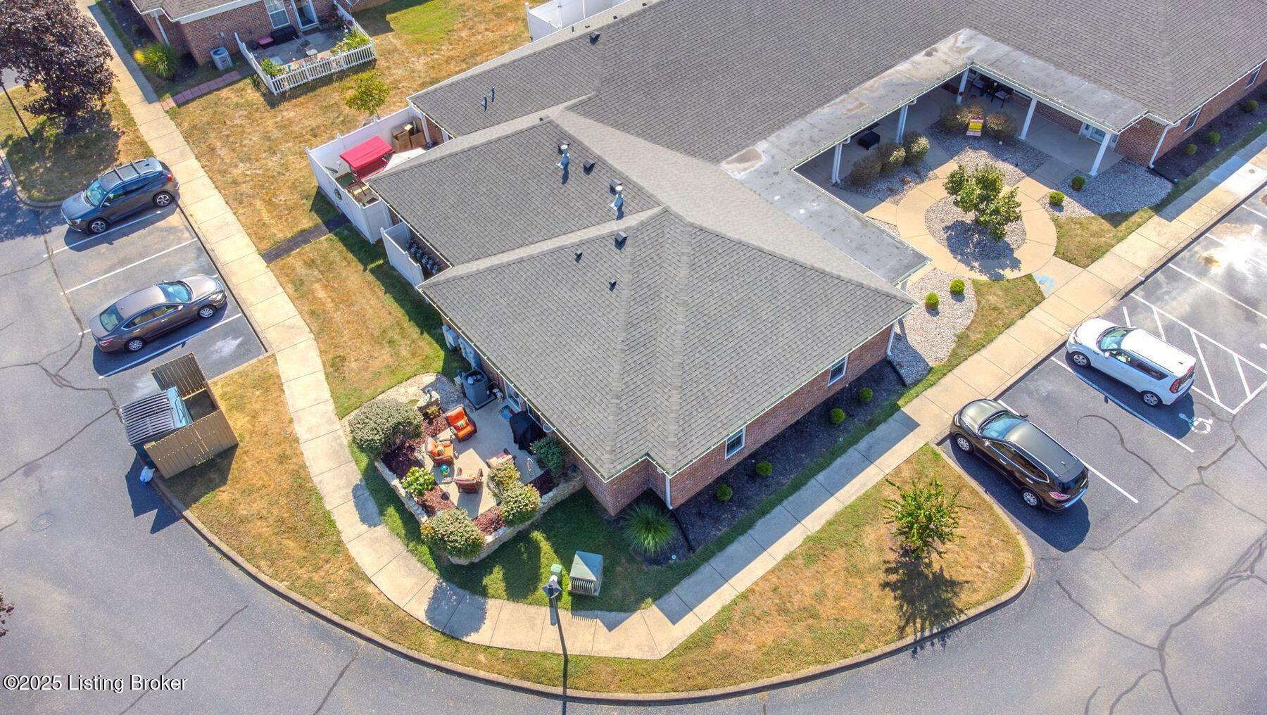 8534 Applegate Village Dr