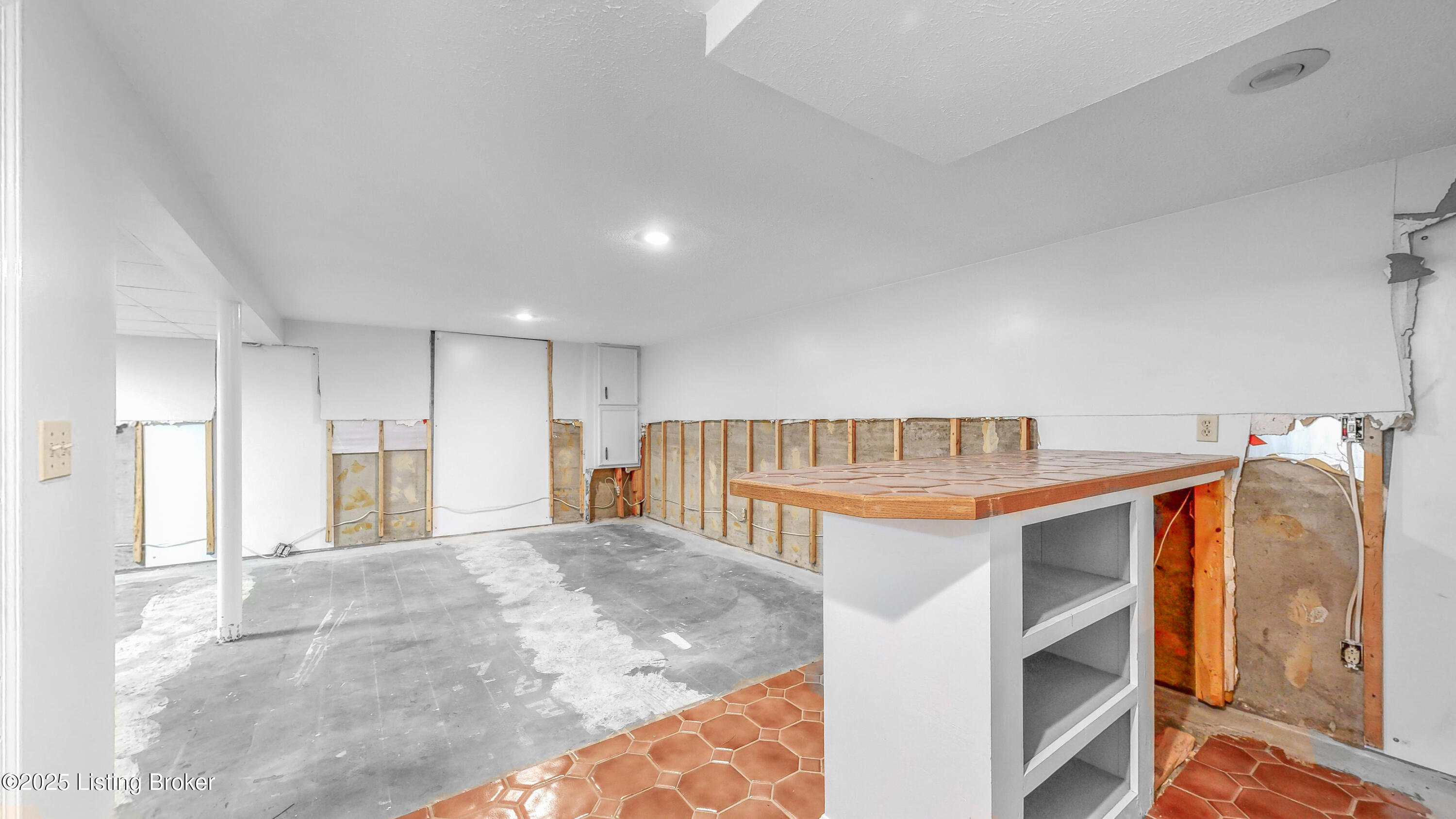 6130 Perma Dr