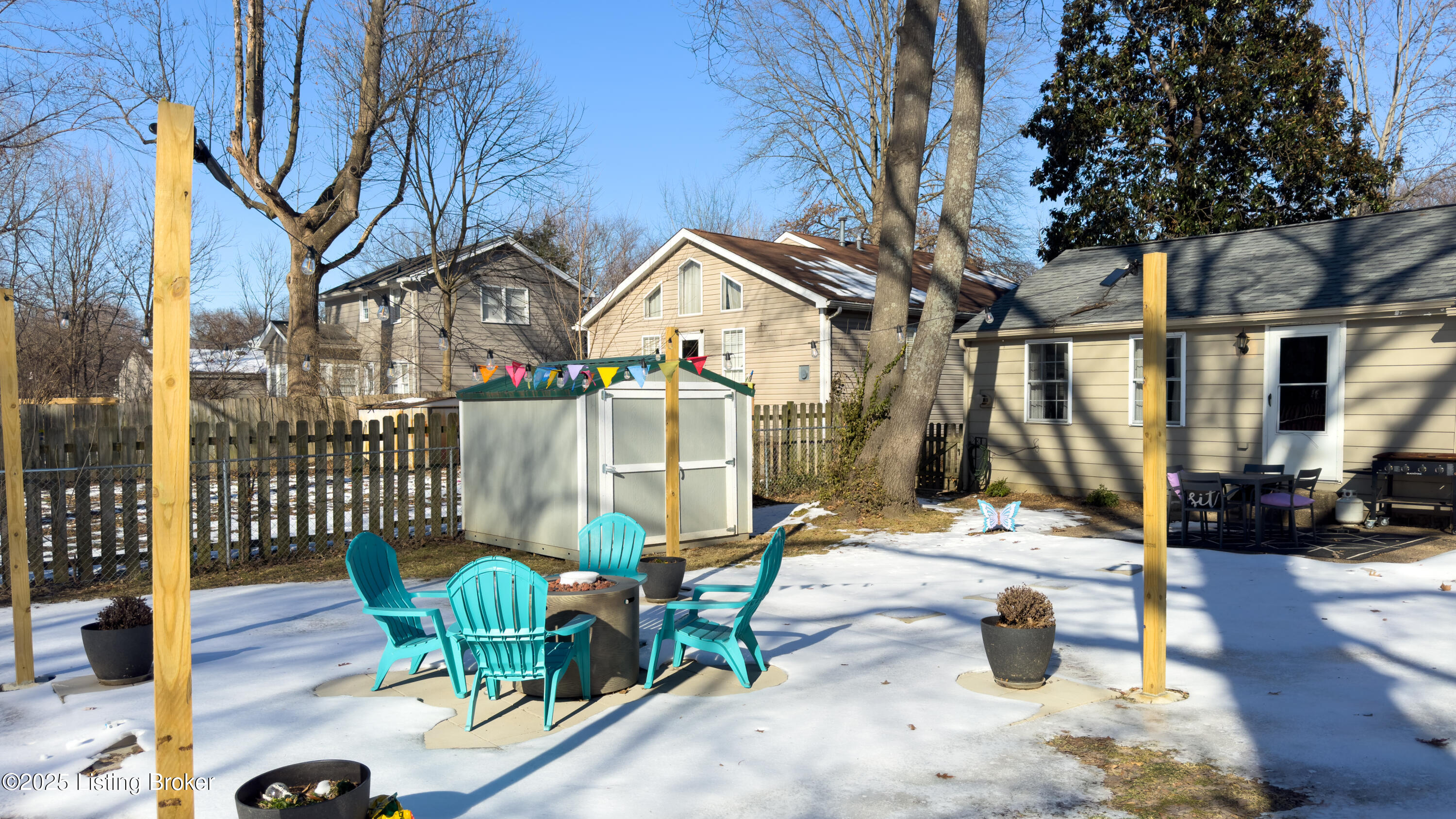 606 Washburn Ave