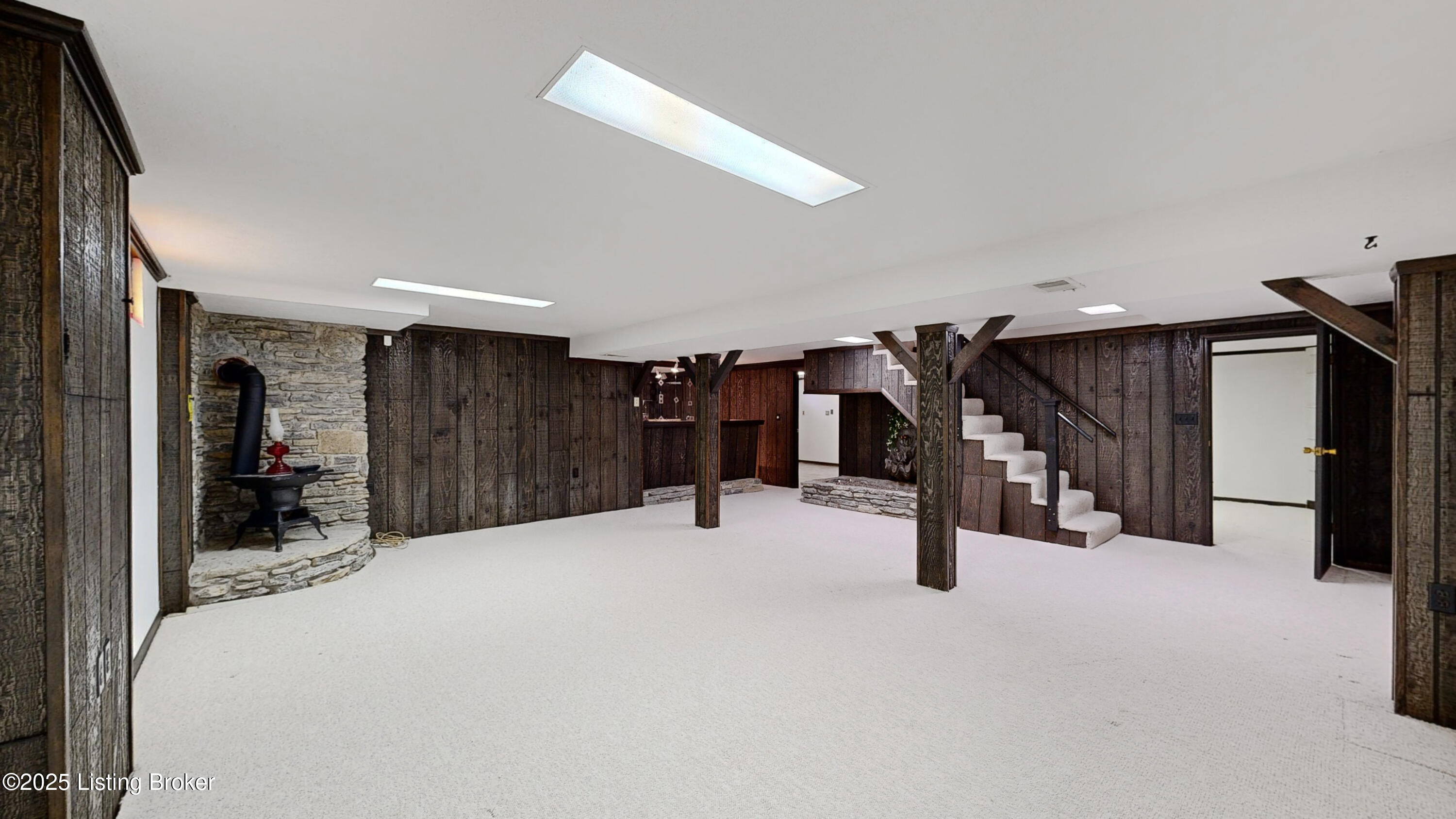 11107 Halkirk Pl