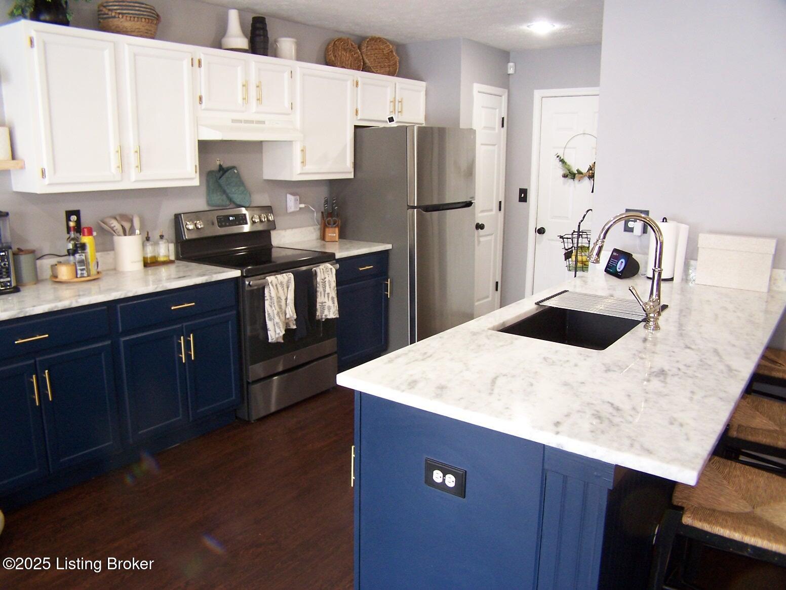 4615 Pulaski Ct