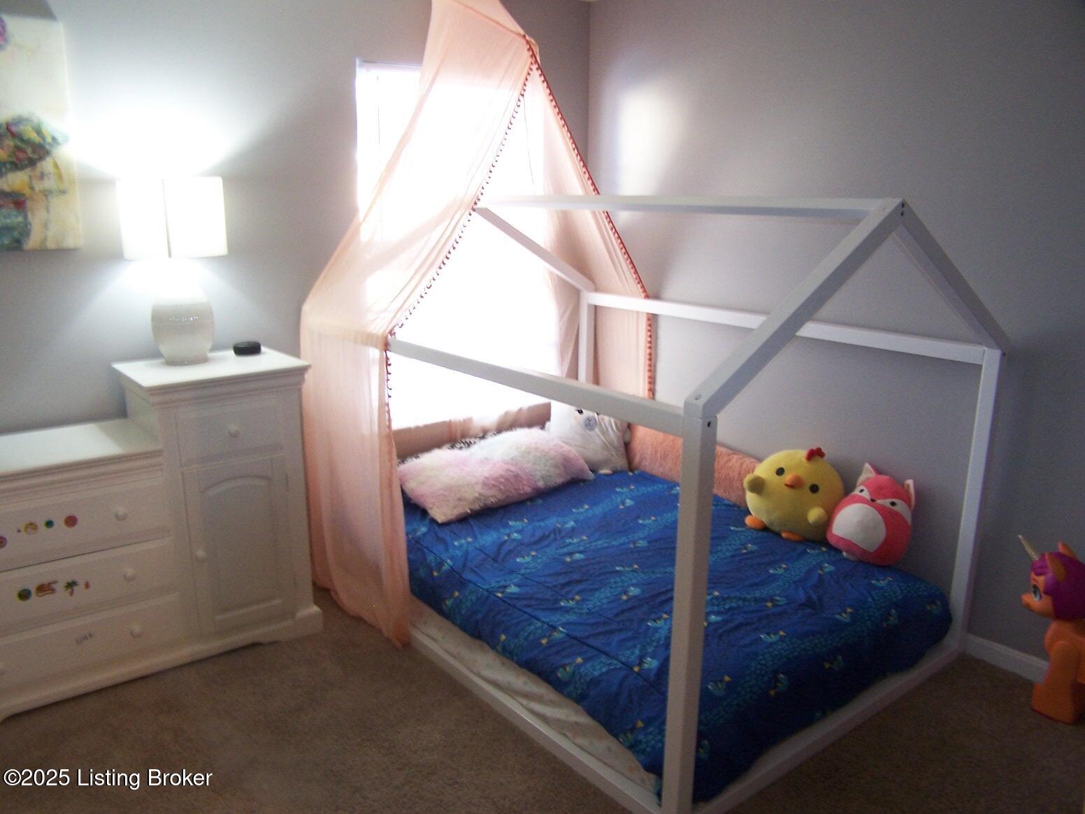 4615 Pulaski Ct