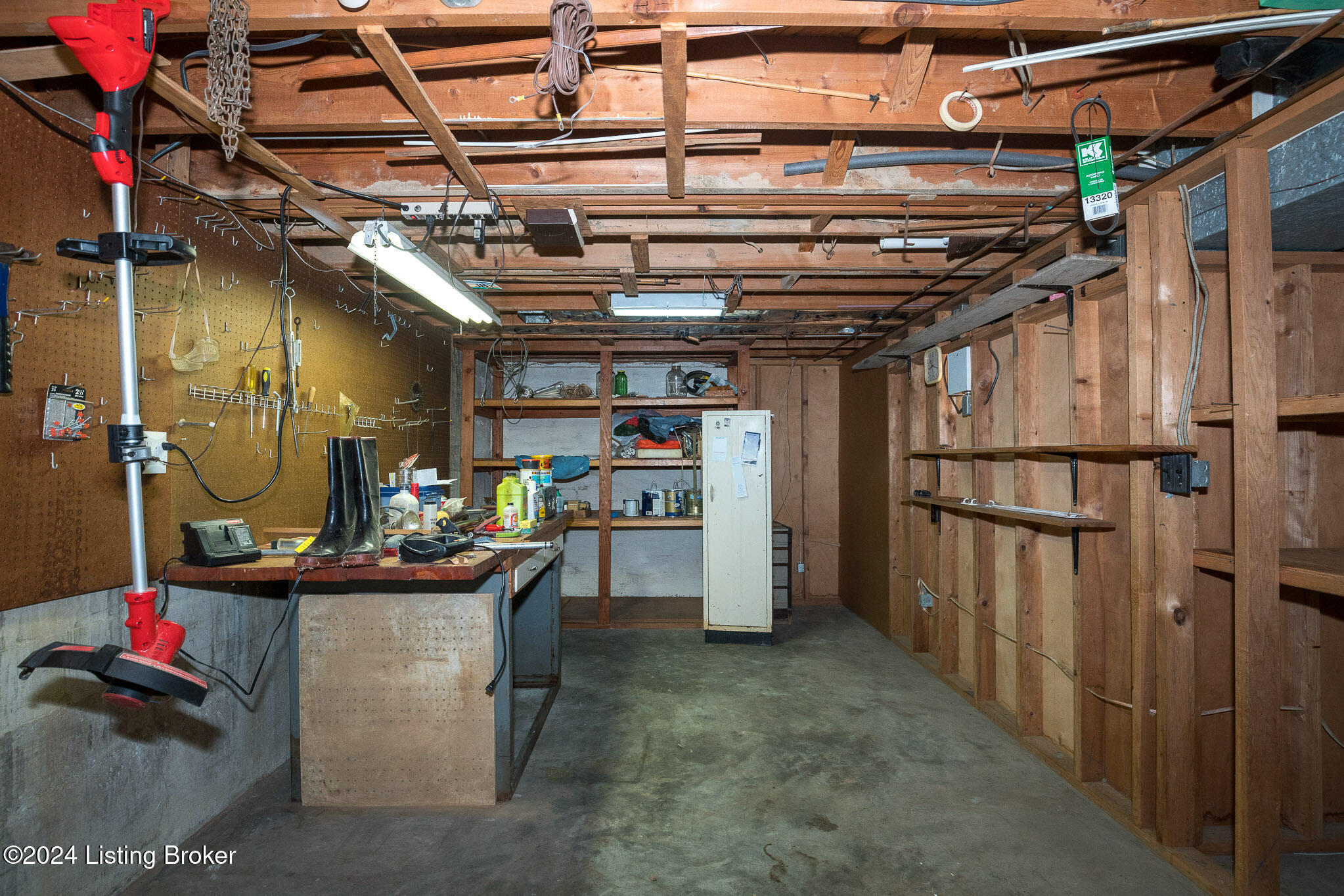 6009 Bolo Ct