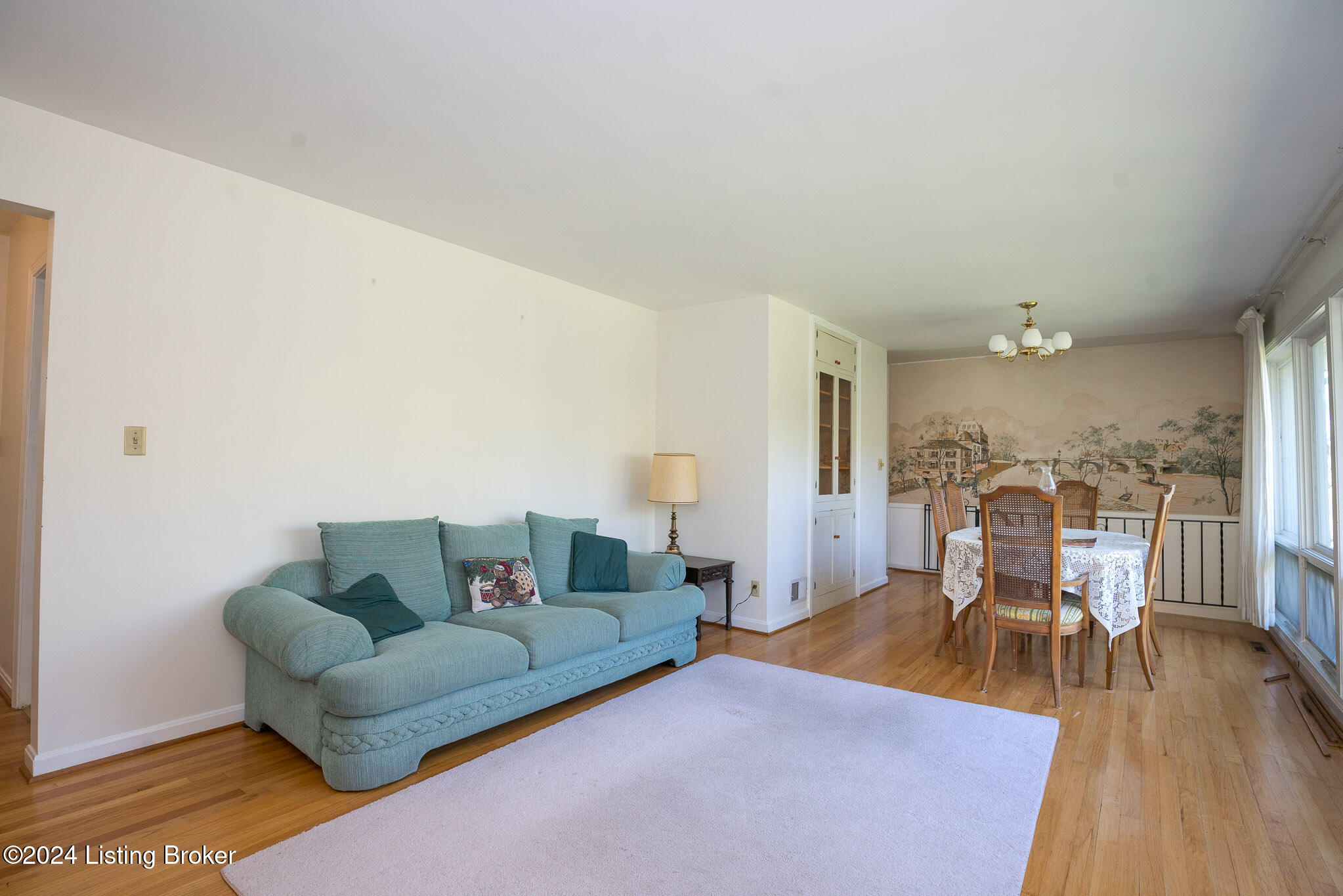 6009 Bolo Ct