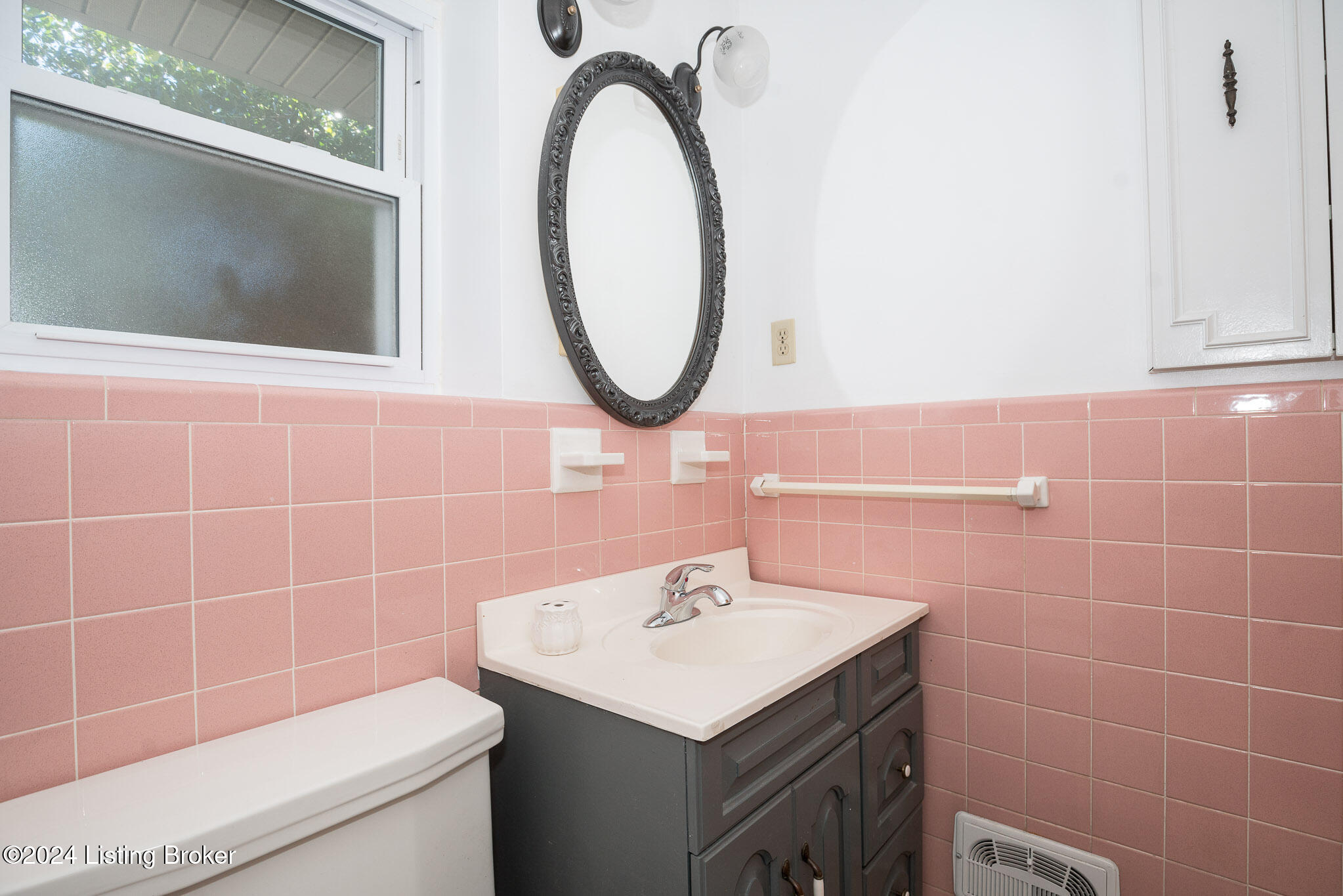 6009 Bolo Ct