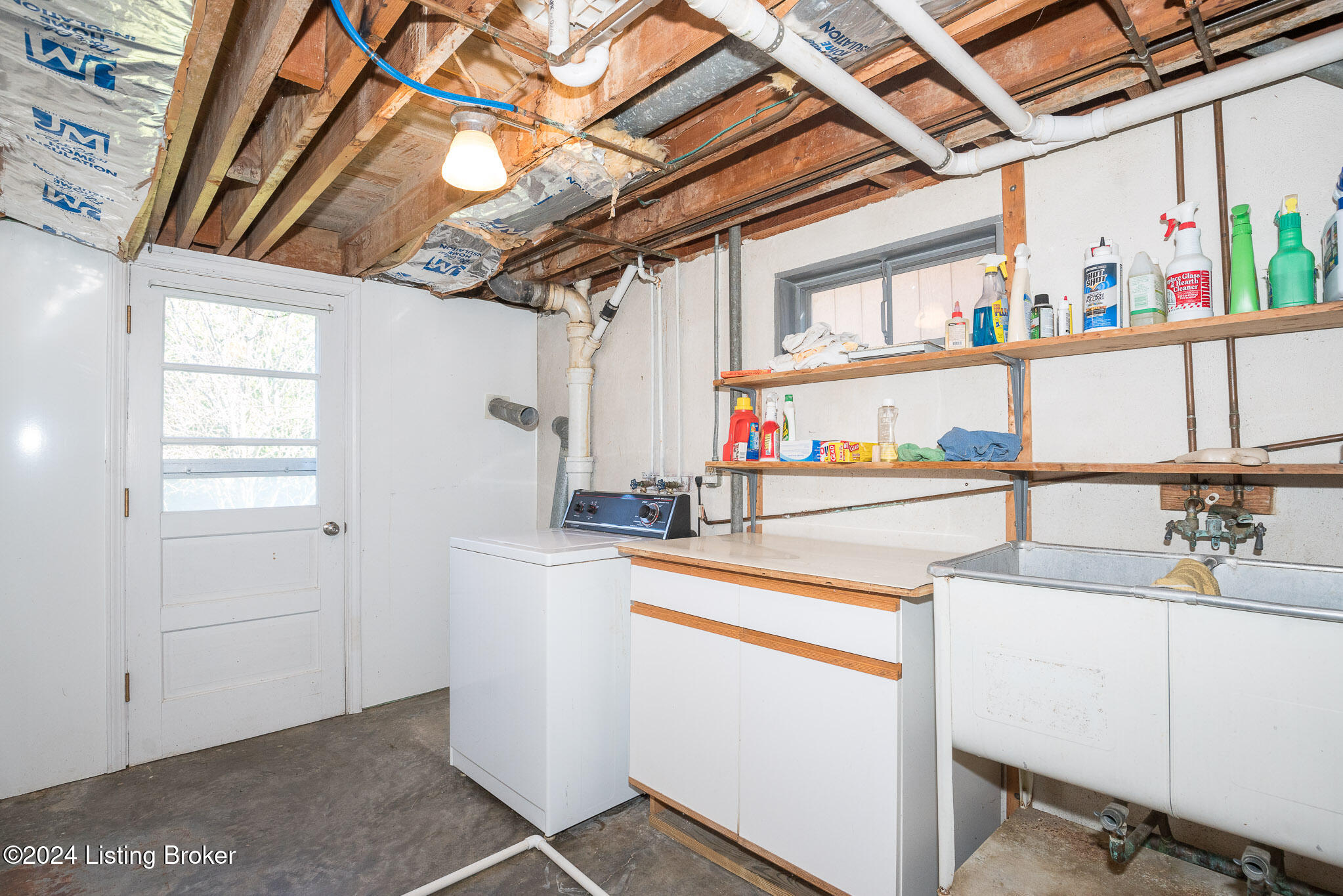 6009 Bolo Ct