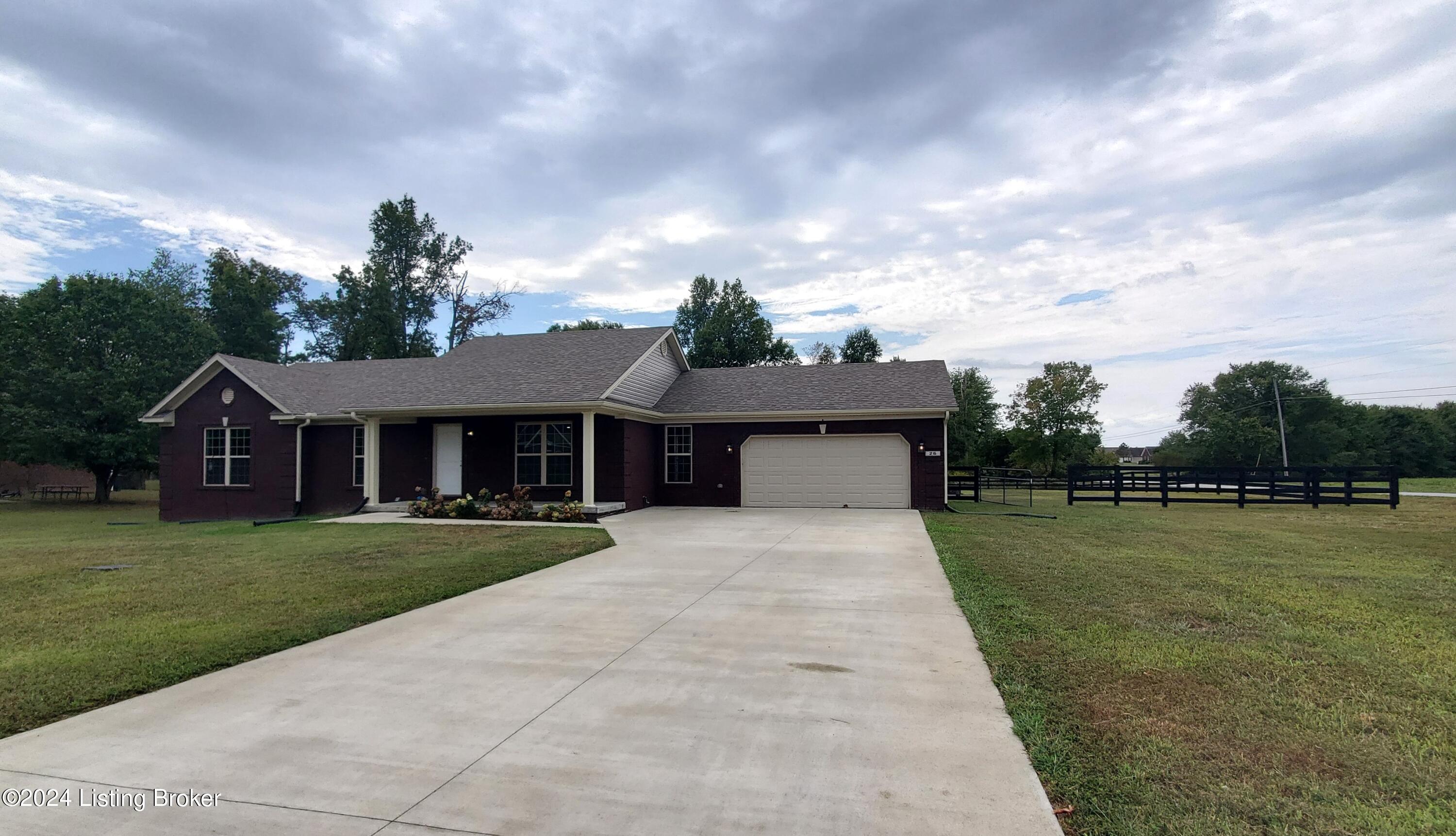 26 Whistling Oaks Blvd
