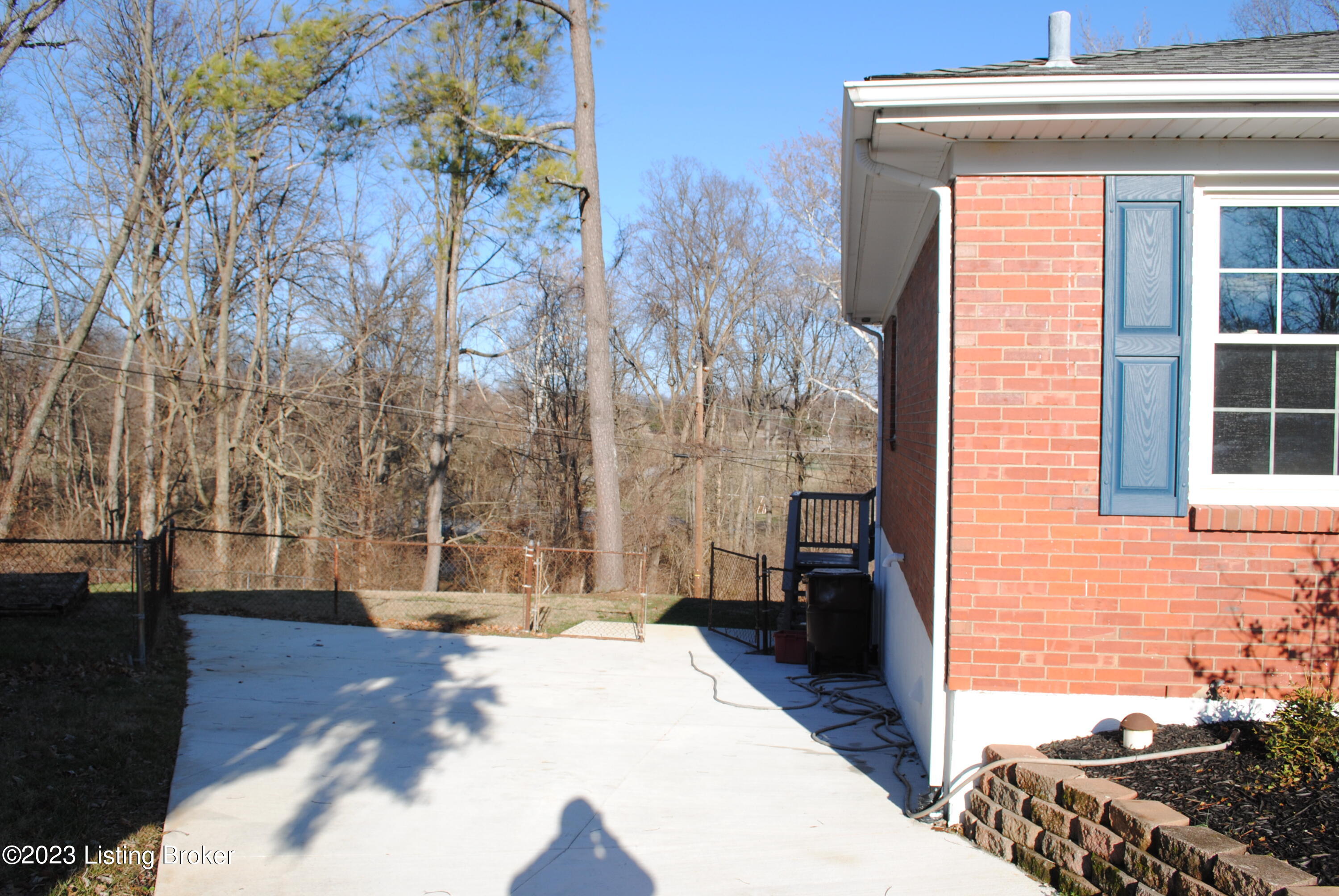2129 Dogoon Dr