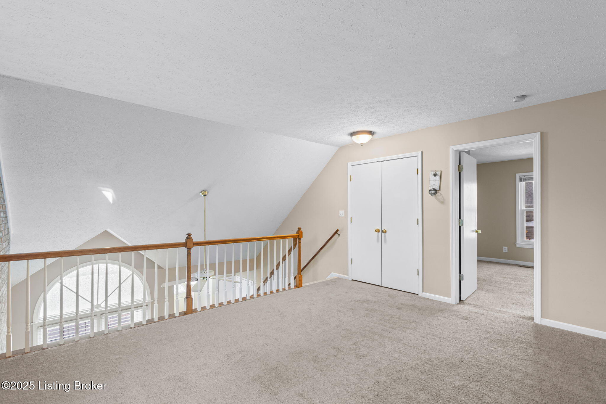 8008 Cloudcroft Ln