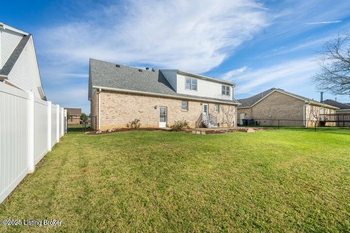 6006 Trappers Ridge Cir