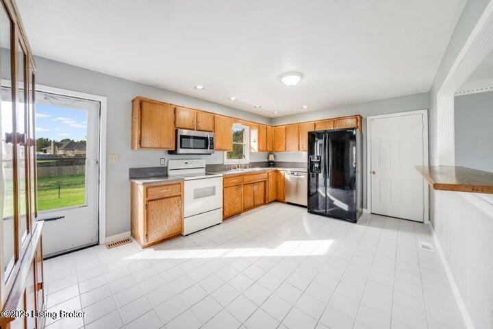 6006 Trappers Ridge Cir