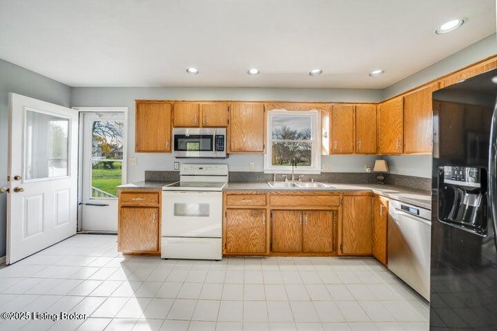 6006 Trappers Ridge Cir