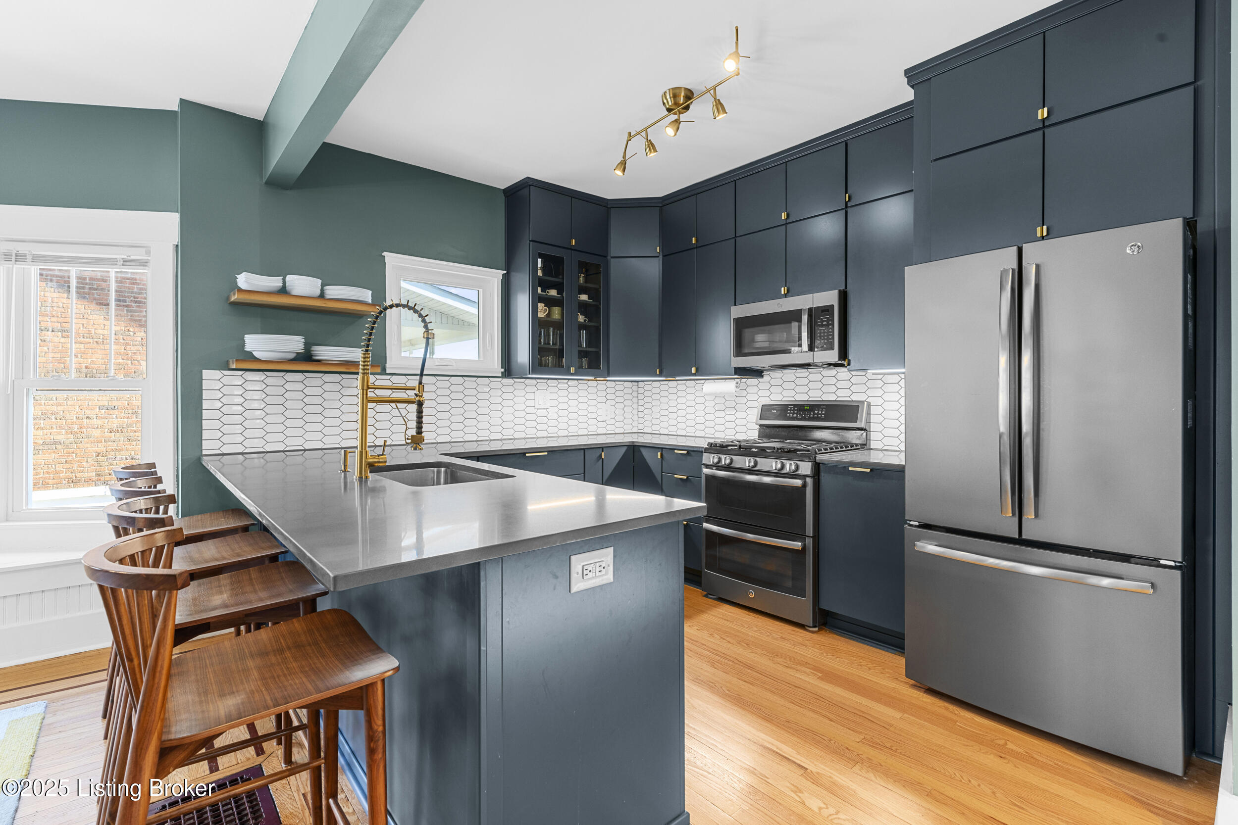 1056 Eastern Pkwy