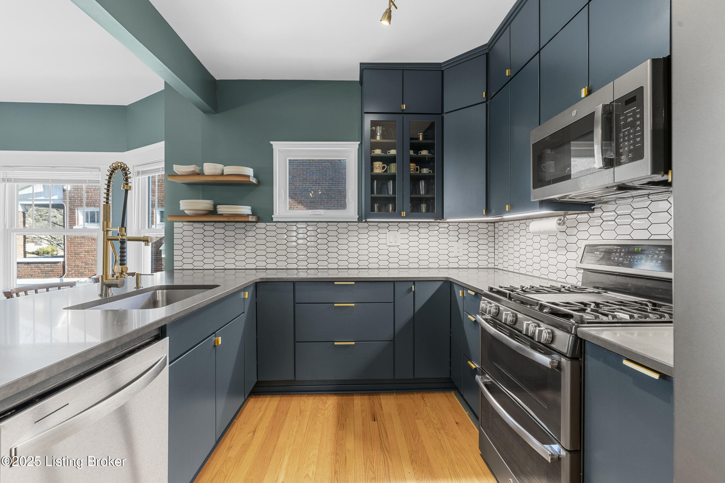 1056 Eastern Pkwy
